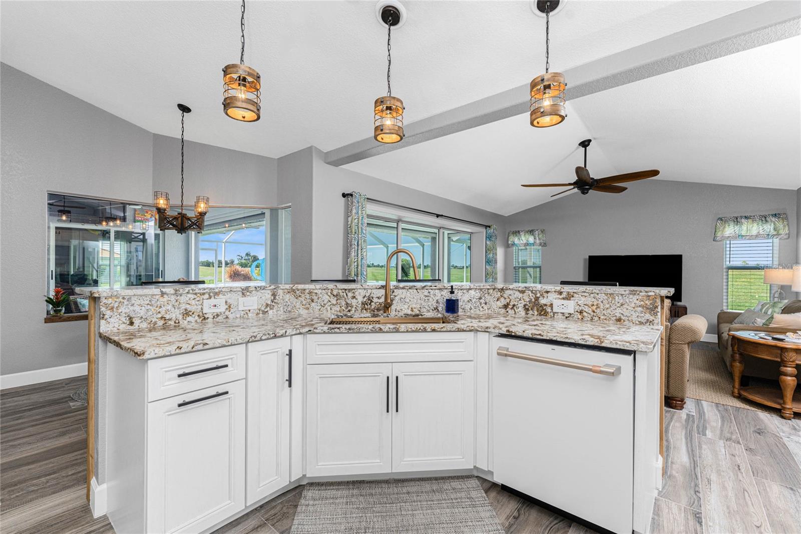 Image 22 of 67 For 20 Bunker Terrace