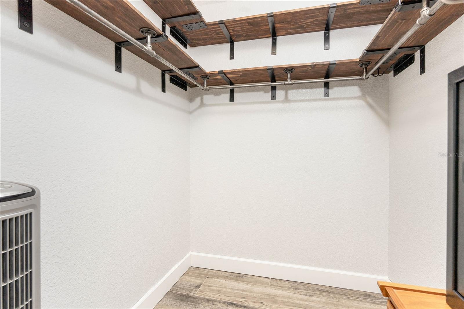 Image 30 of 67 For 20 Bunker Terrace