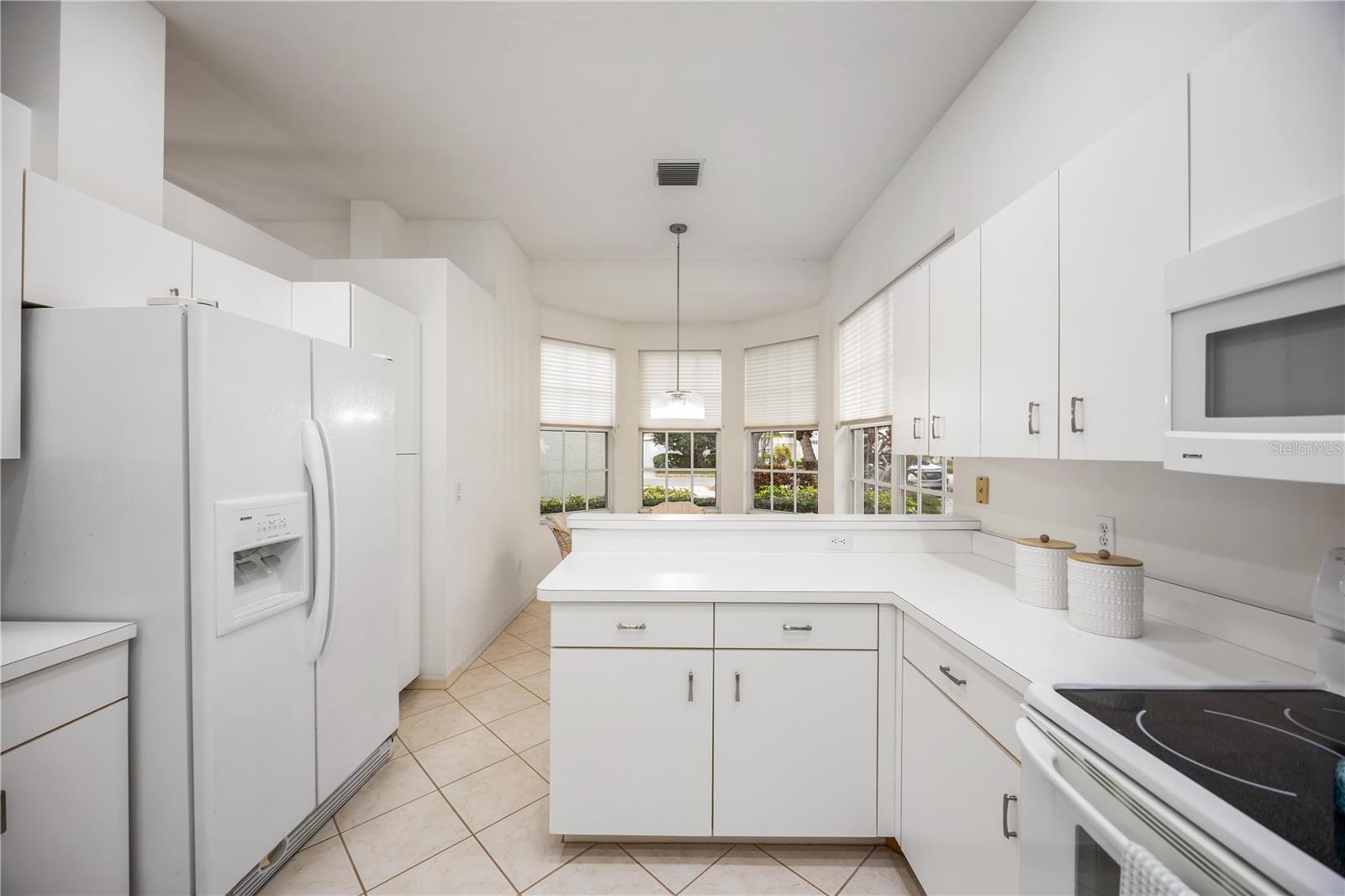 Image 10 of 80 For 547 Fallbrook Drive