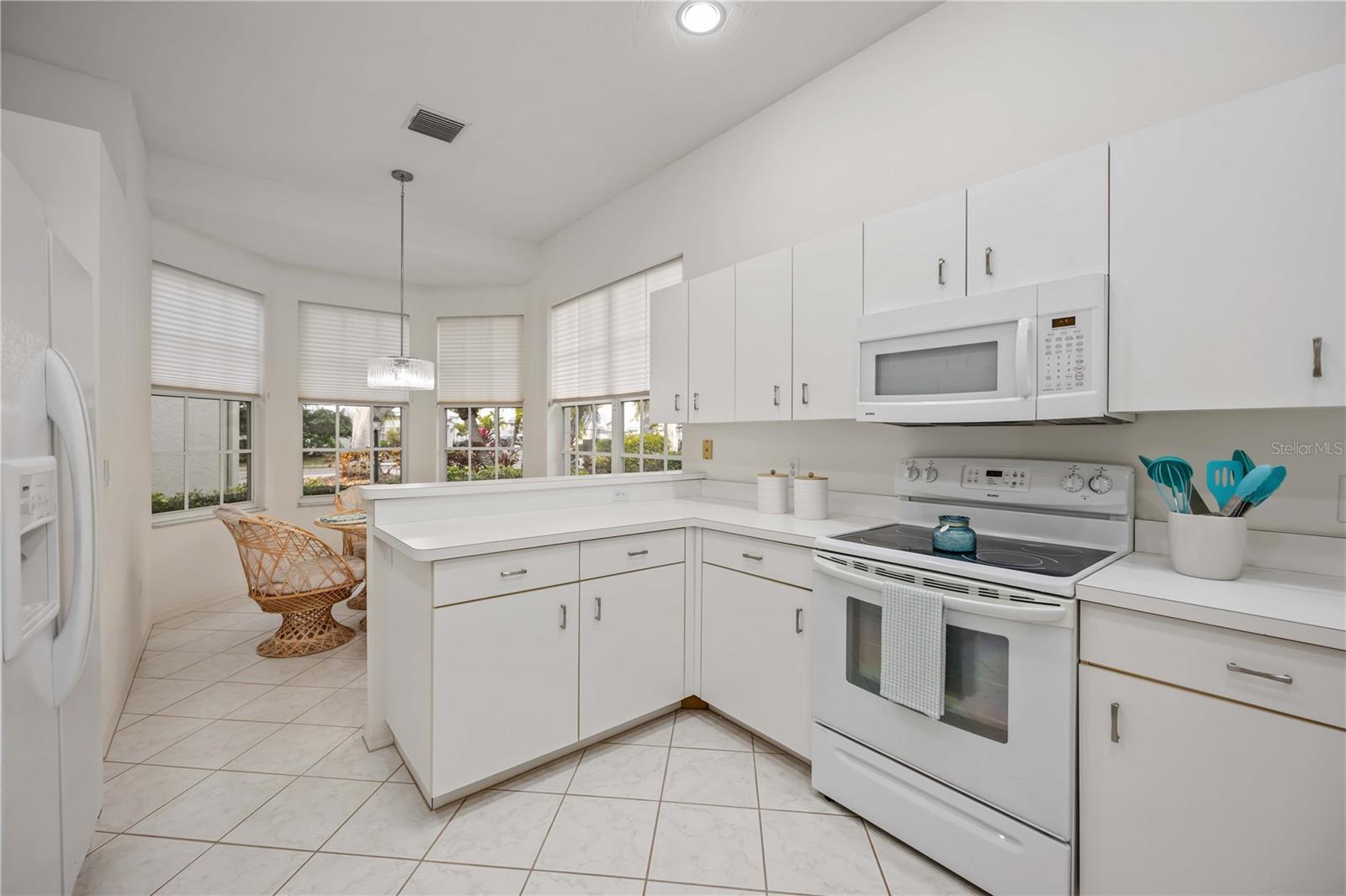 Image 15 of 80 For 547 Fallbrook Drive