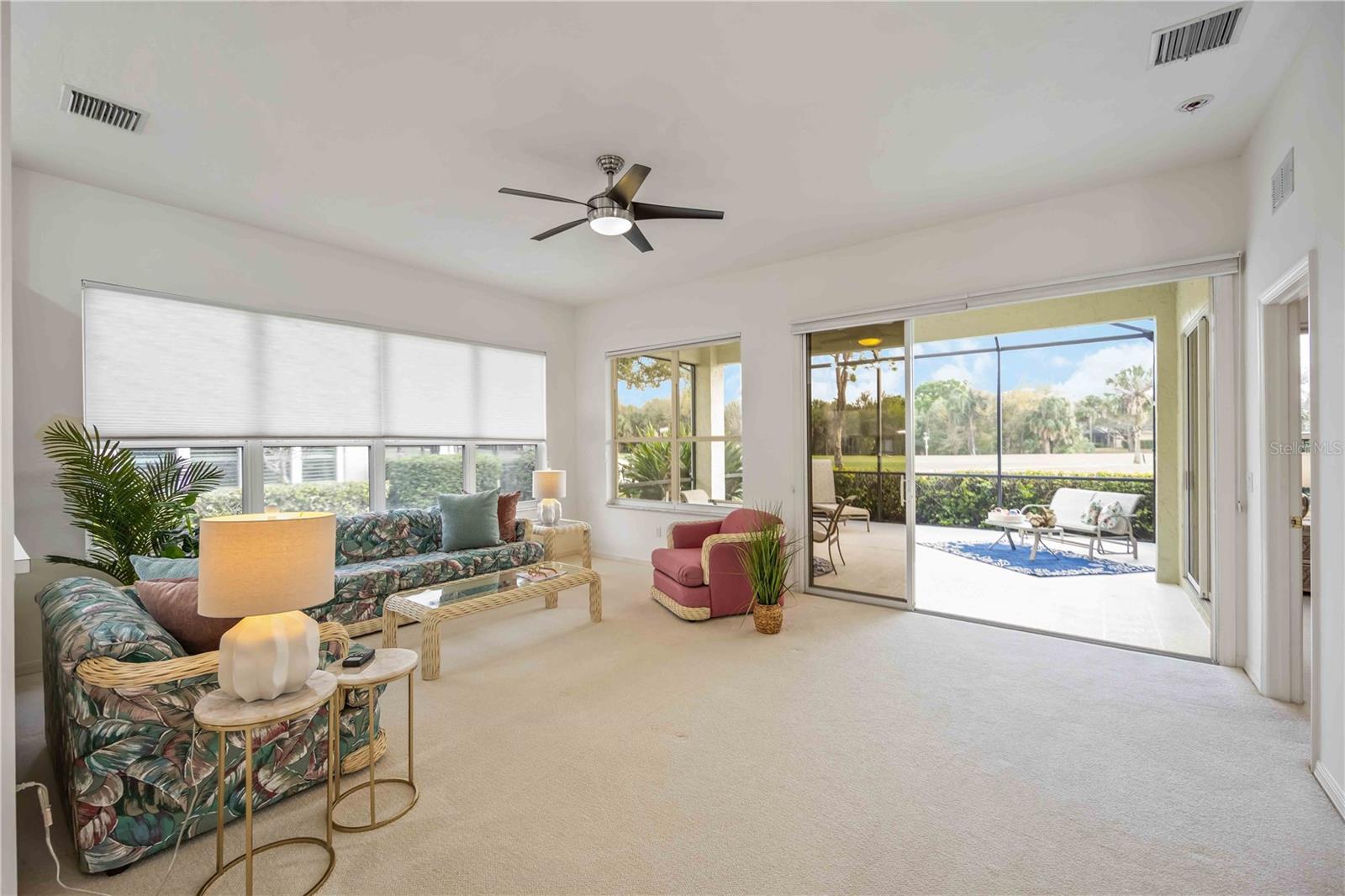 Image 21 of 80 For 547 Fallbrook Drive