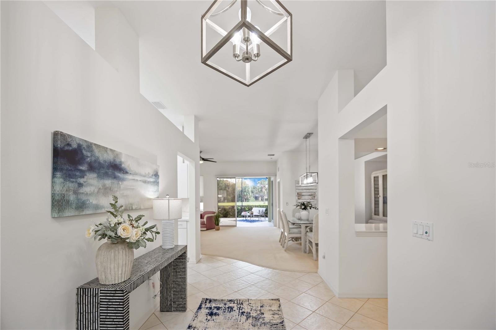 Image 6 of 80 For 547 Fallbrook Drive