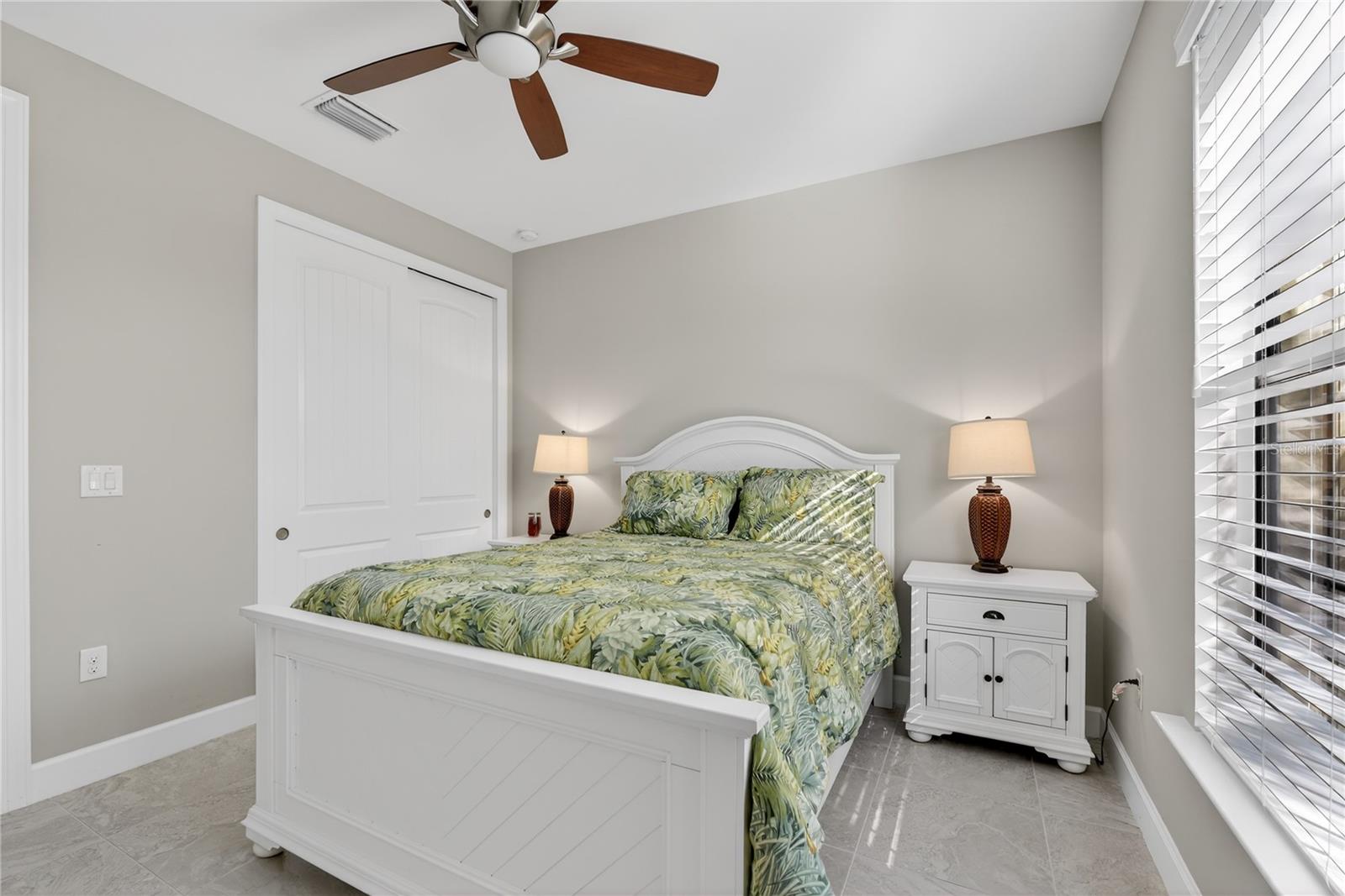 Image 24 of 70 For 1596 Hyssop Loop