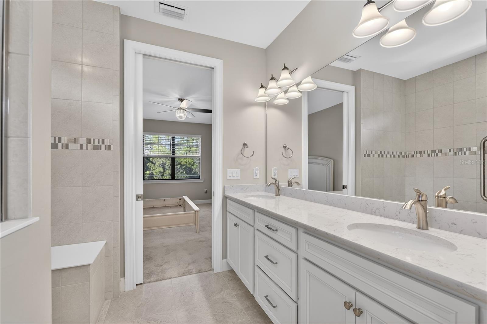 Image 32 of 70 For 1596 Hyssop Loop