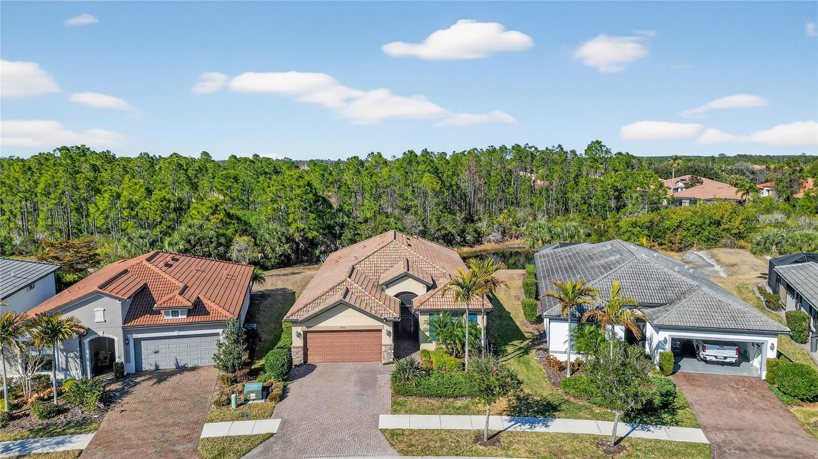 Image 44 of 70 For 1596 Hyssop Loop