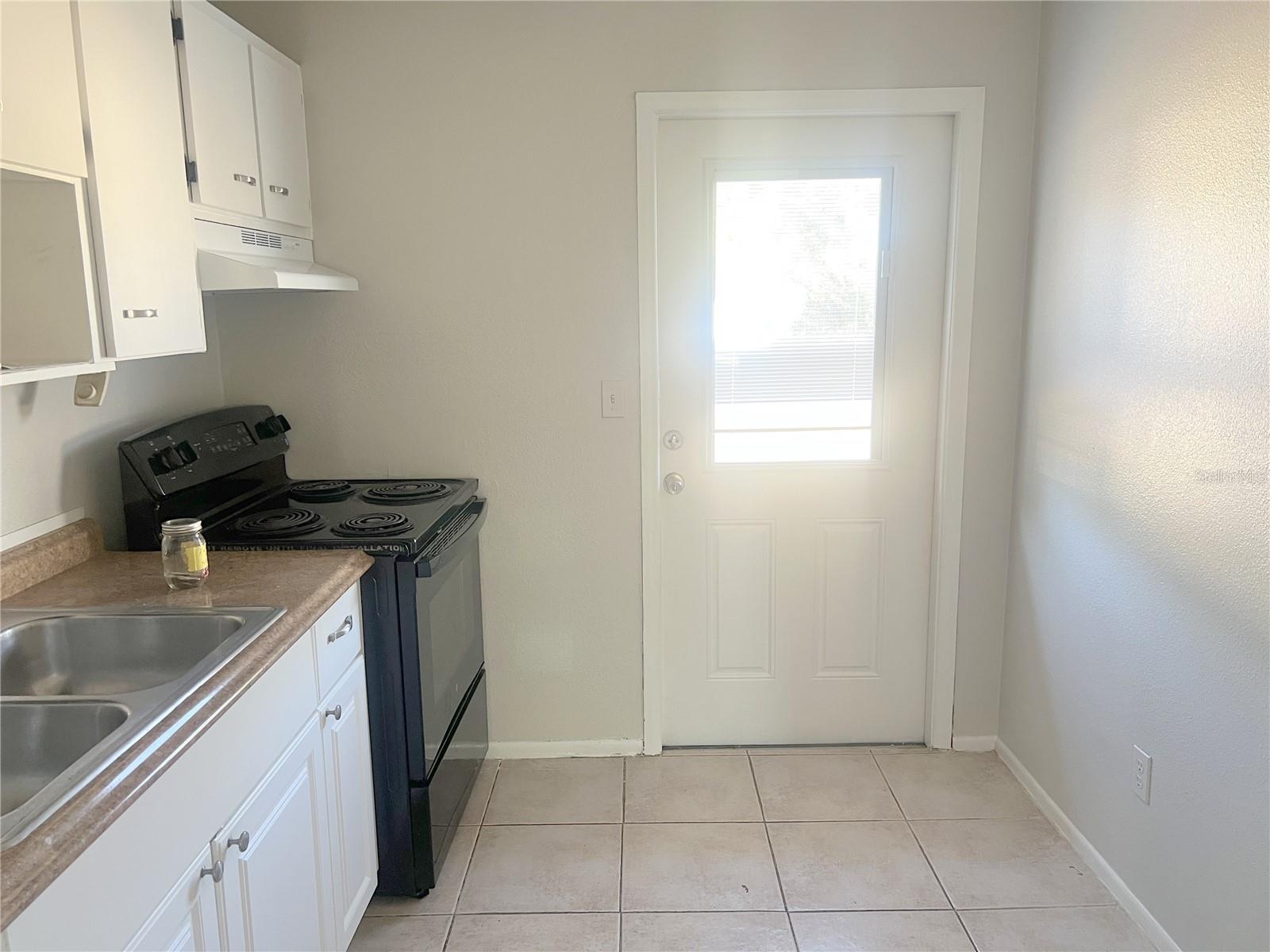 Image 9 of 12 For 9264 Anita Avenue B