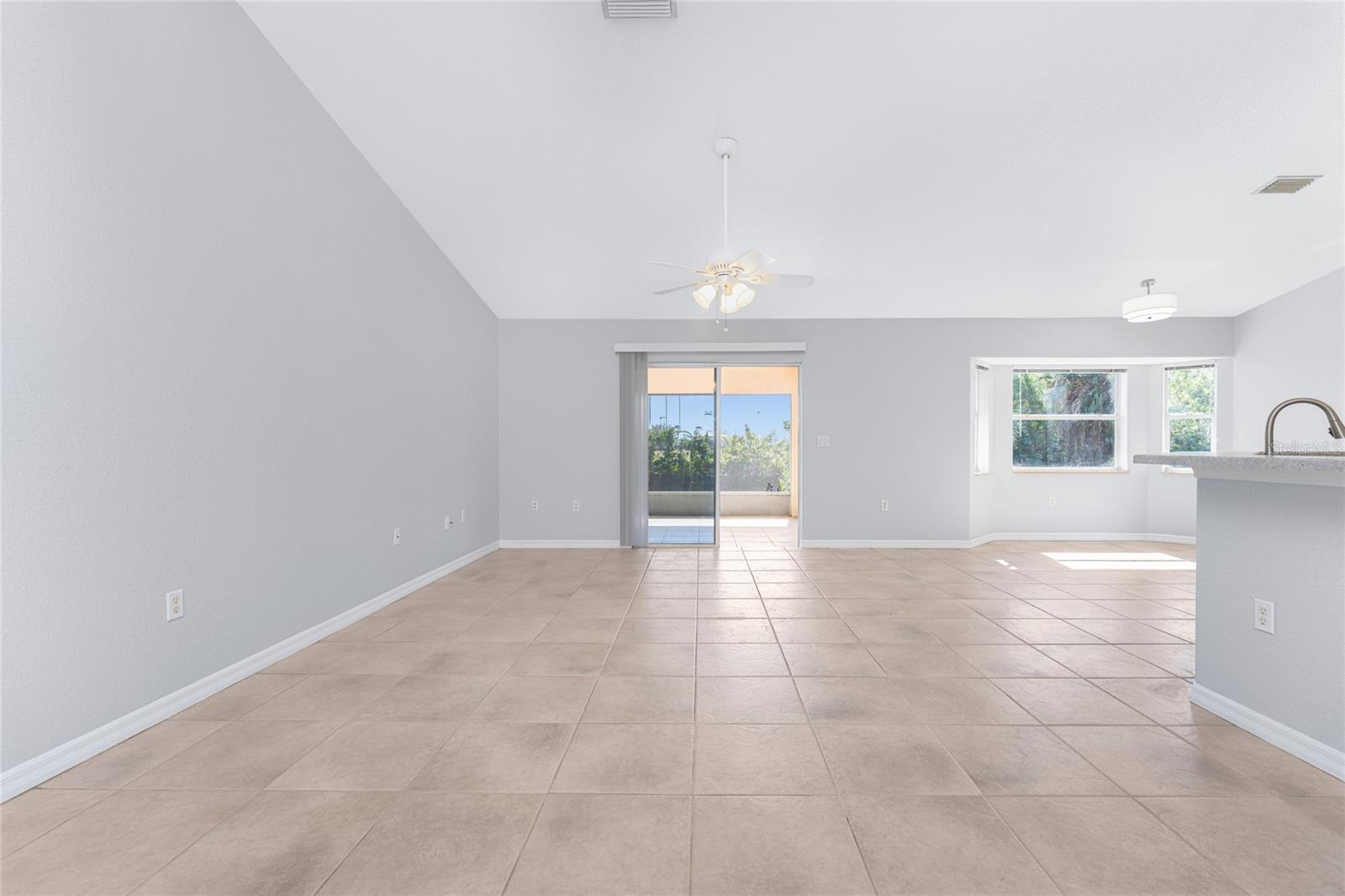 Image 12 of 54 For 1053 Bay Harbor Drive