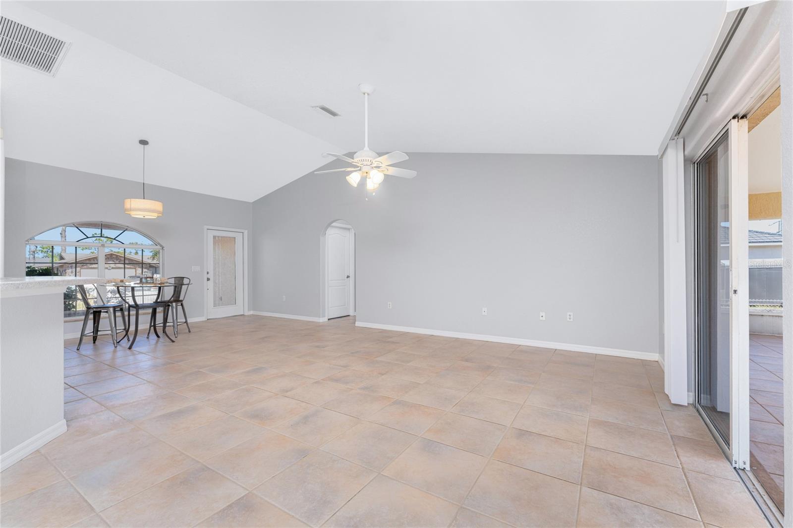 Image 15 of 54 For 1053 Bay Harbor Drive