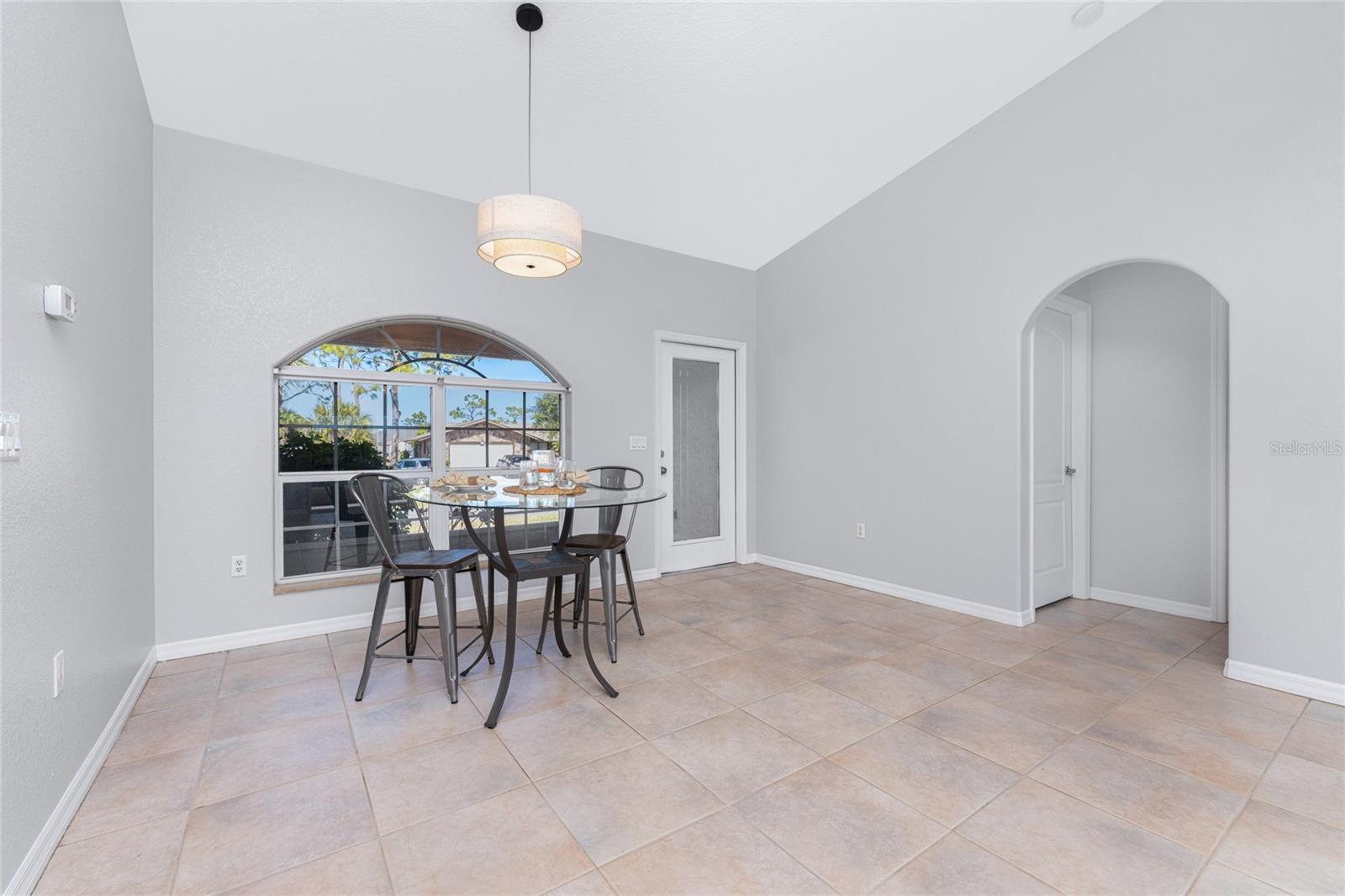 Image 24 of 54 For 1053 Bay Harbor Drive