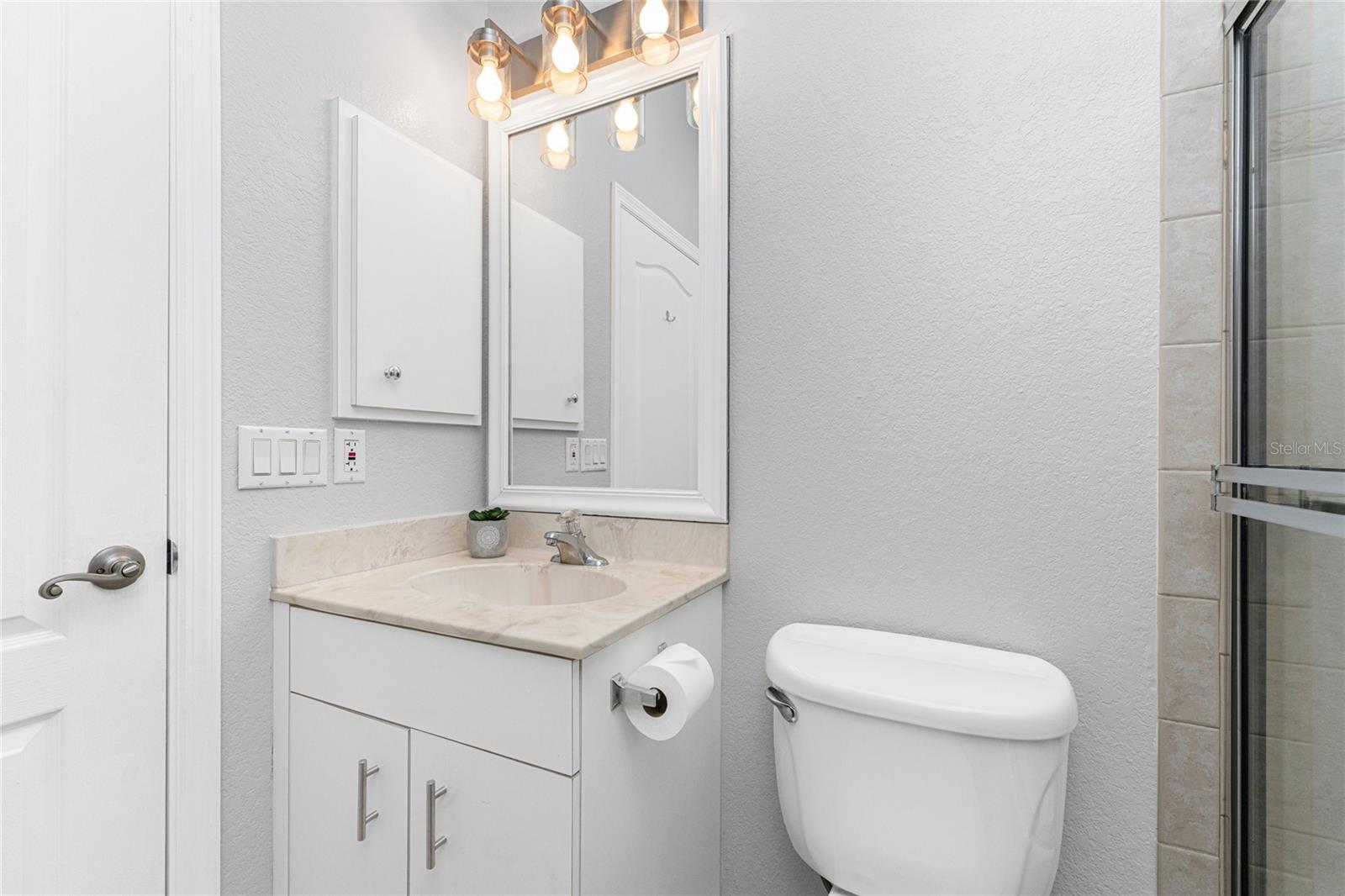 Image 35 of 54 For 1053 Bay Harbor Drive