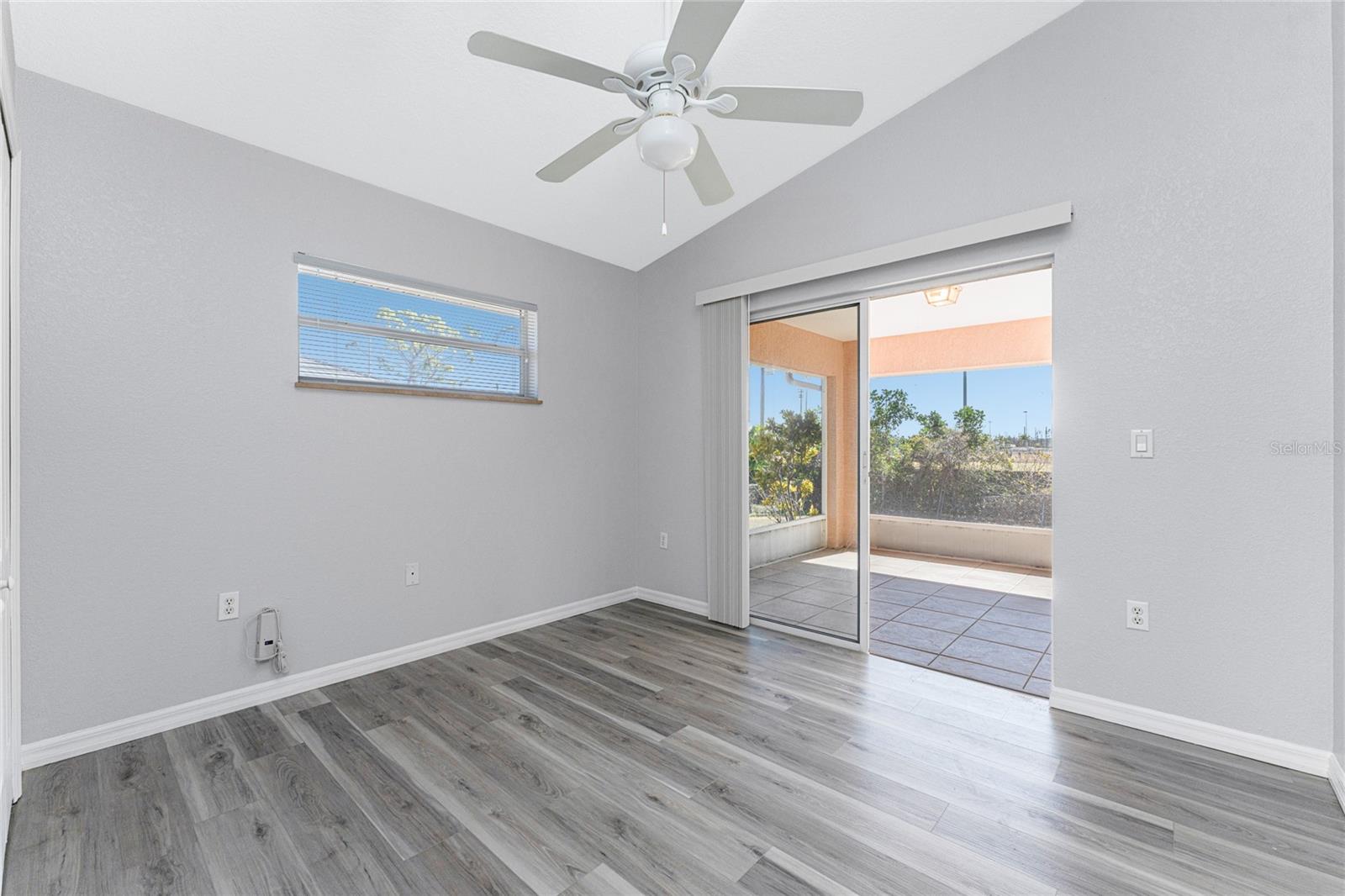 Image 36 of 54 For 1053 Bay Harbor Drive