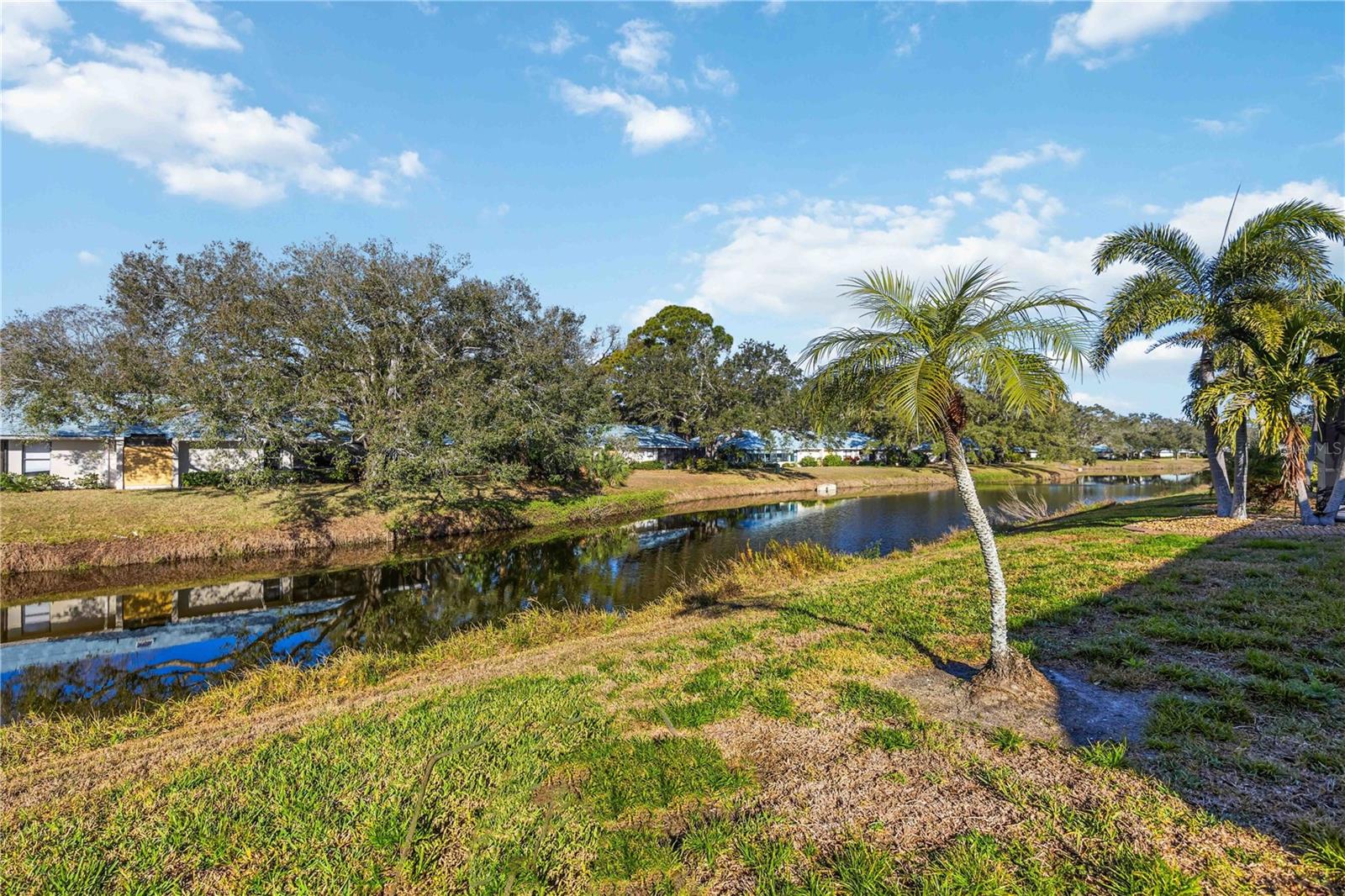 Image 35 of 47 For 138 Braemar Avenue