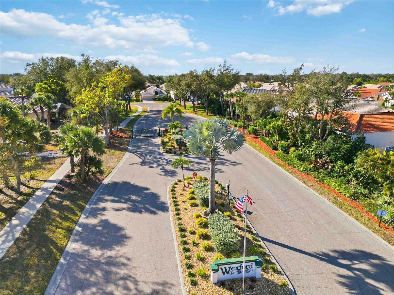 Image 39 of 47 For 138 Braemar Avenue