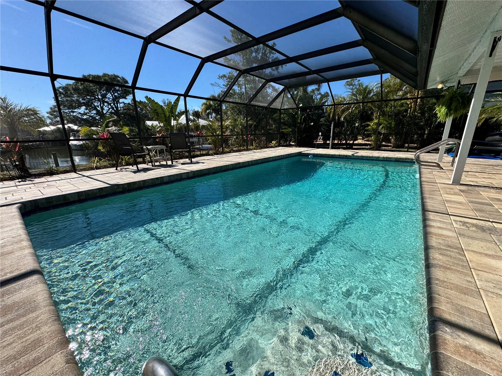 Image 14 of 77 For 1221 Bayshore Drive