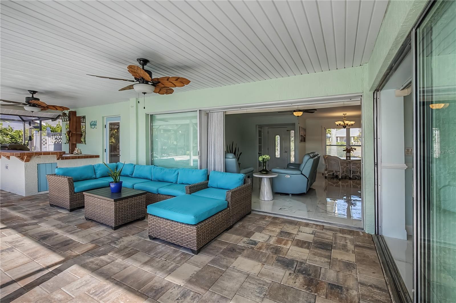 Image 22 of 77 For 1221 Bayshore Drive