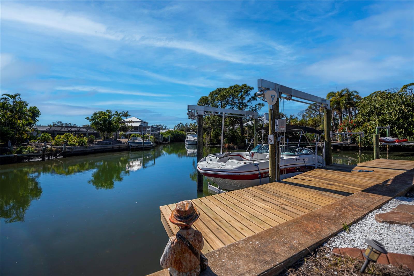 Image 25 of 77 For 1221 Bayshore Drive