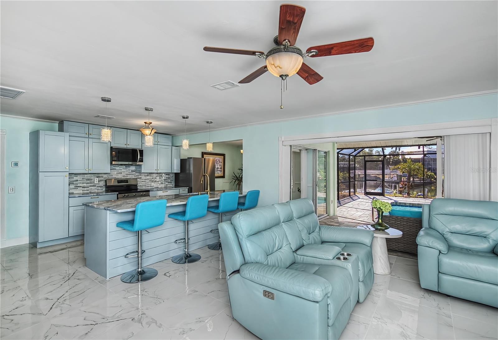 Image 27 of 77 For 1221 Bayshore Drive