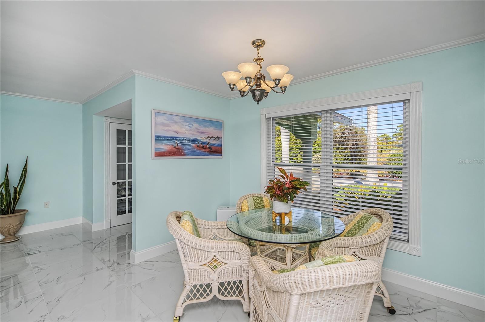 Image 40 of 77 For 1221 Bayshore Drive