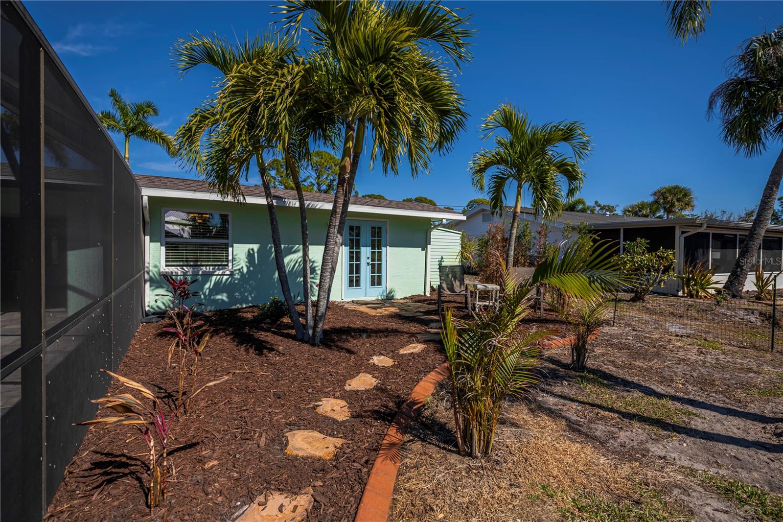 Image 44 of 77 For 1221 Bayshore Drive