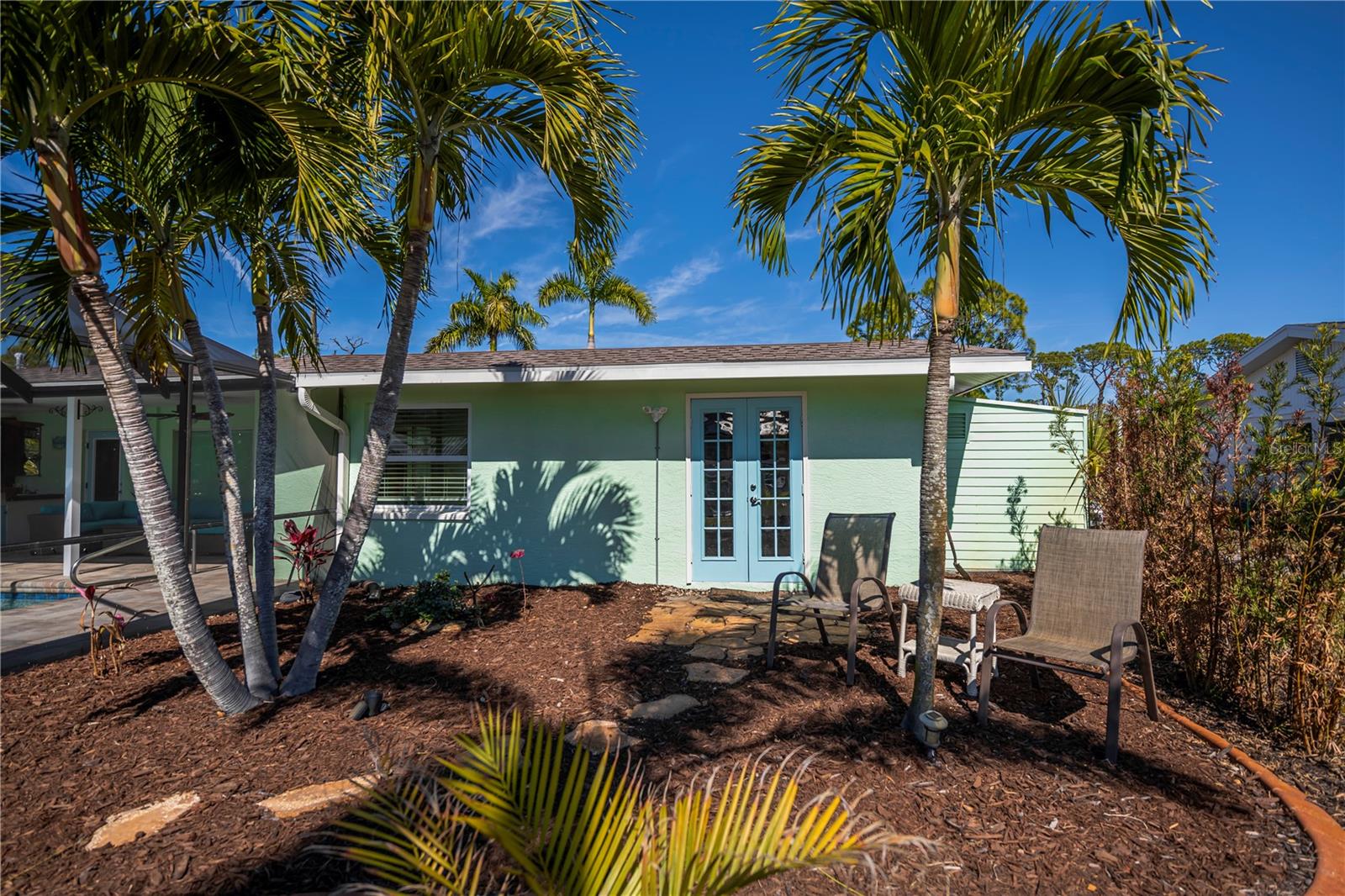 Image 45 of 77 For 1221 Bayshore Drive