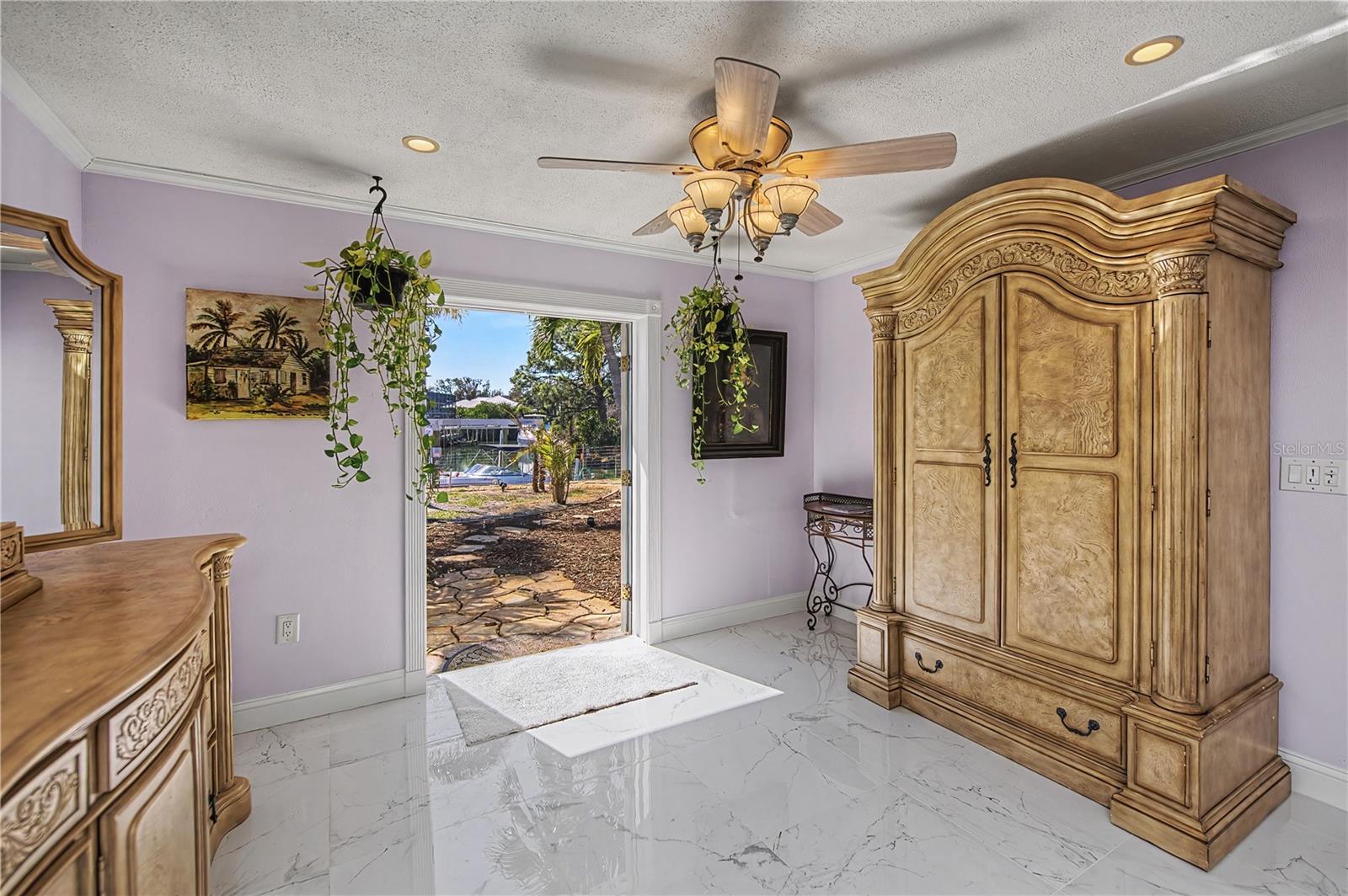 Image 47 of 77 For 1221 Bayshore Drive