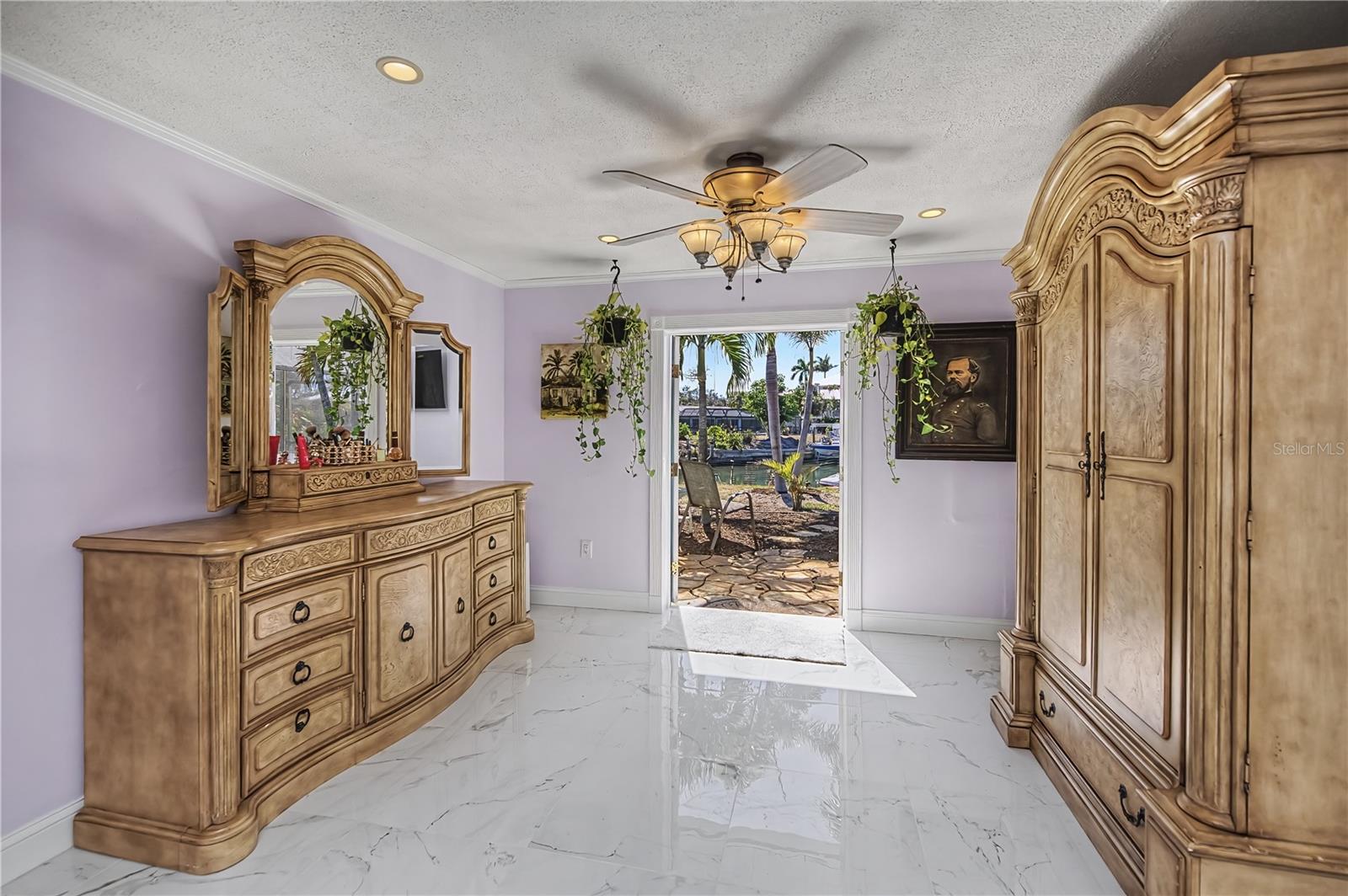 Image 49 of 77 For 1221 Bayshore Drive