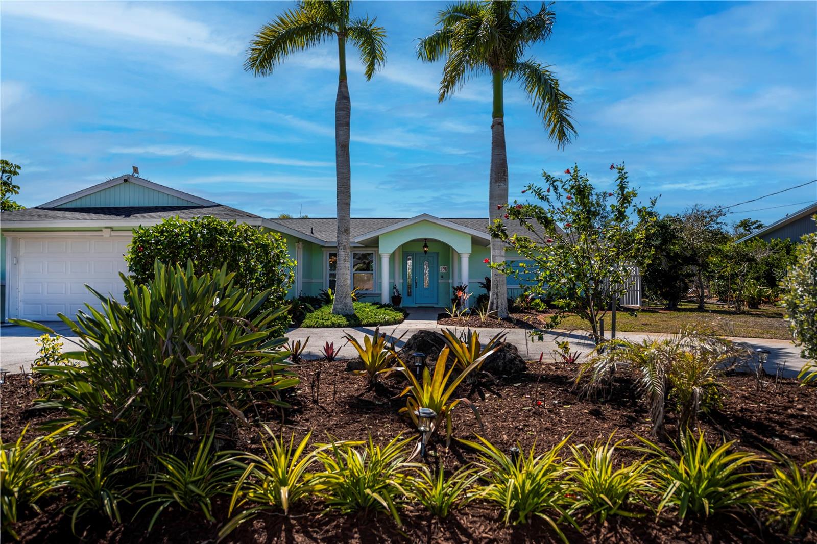 Image 6 of 77 For 1221 Bayshore Drive