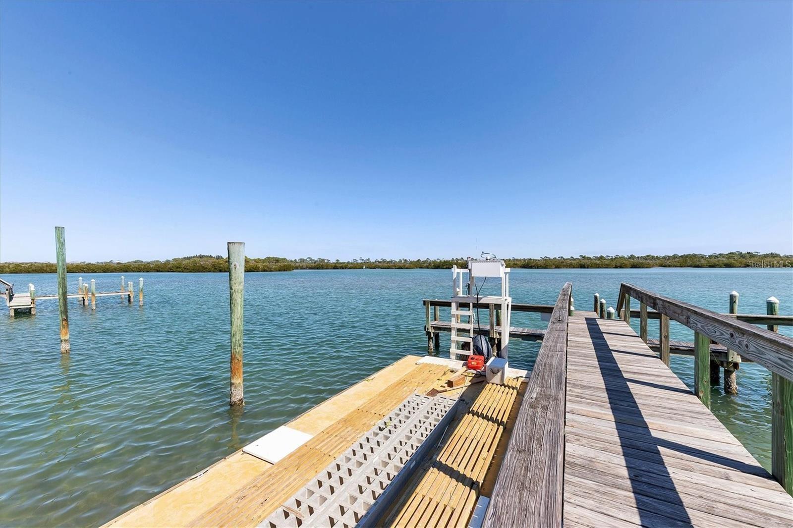 Image 6 of 13 For 500 Gulf Boulevard