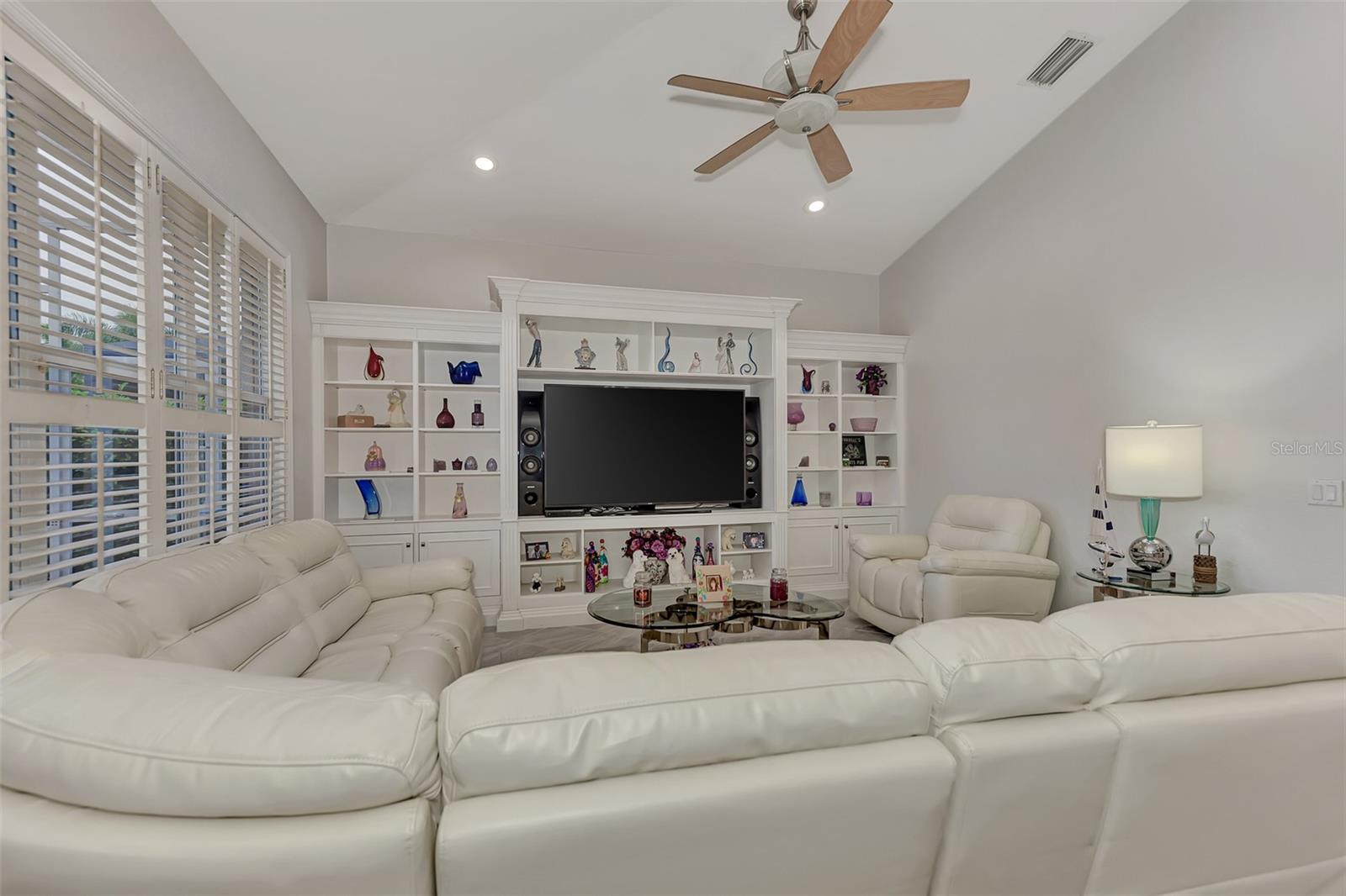 Image 17 of 68 For 3230 Bay Ridge Way