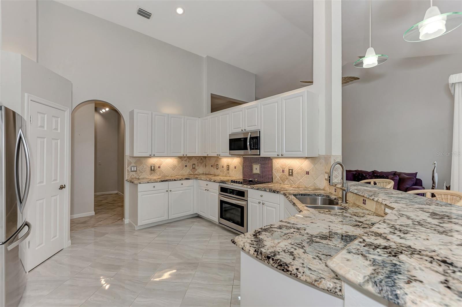 Image 24 of 68 For 3230 Bay Ridge Way