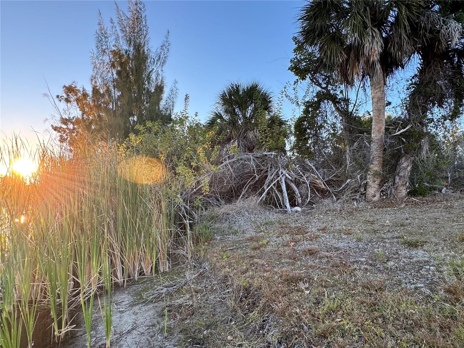 Image 8 of 12 For 15512 Lakeland Circle