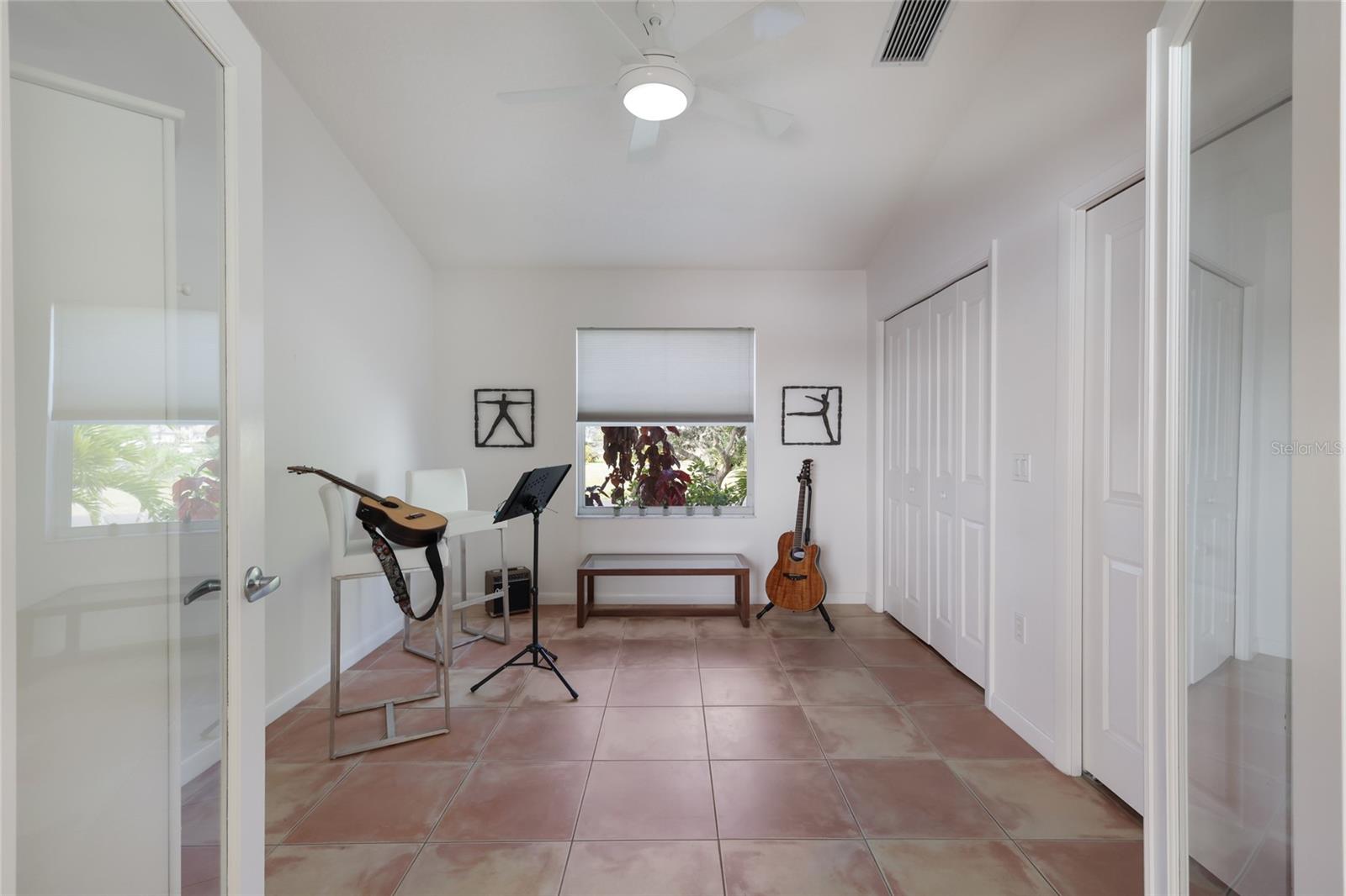 Image 21 of 65 For 270 Coral Creek Drive