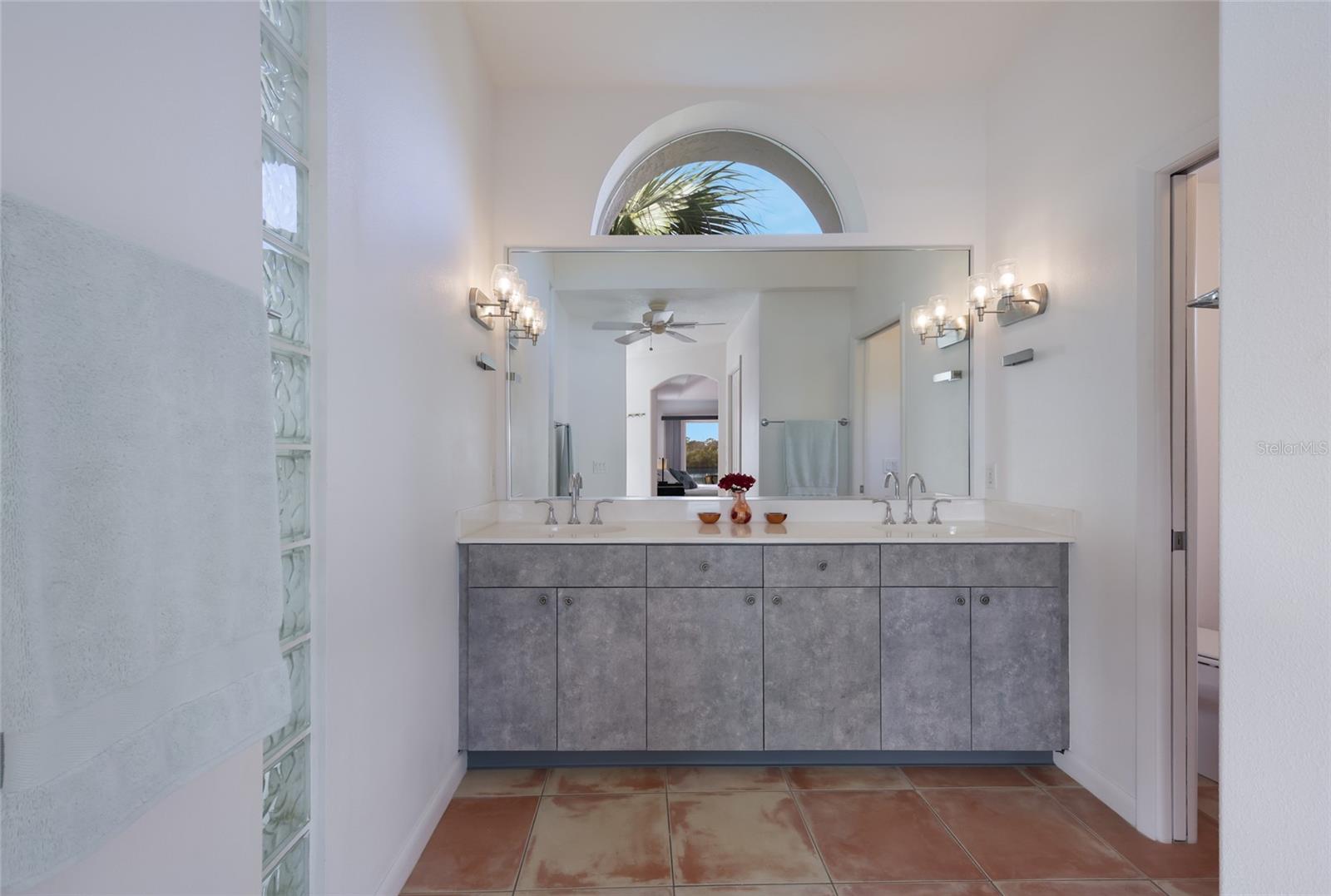 Image 40 of 65 For 270 Coral Creek Drive