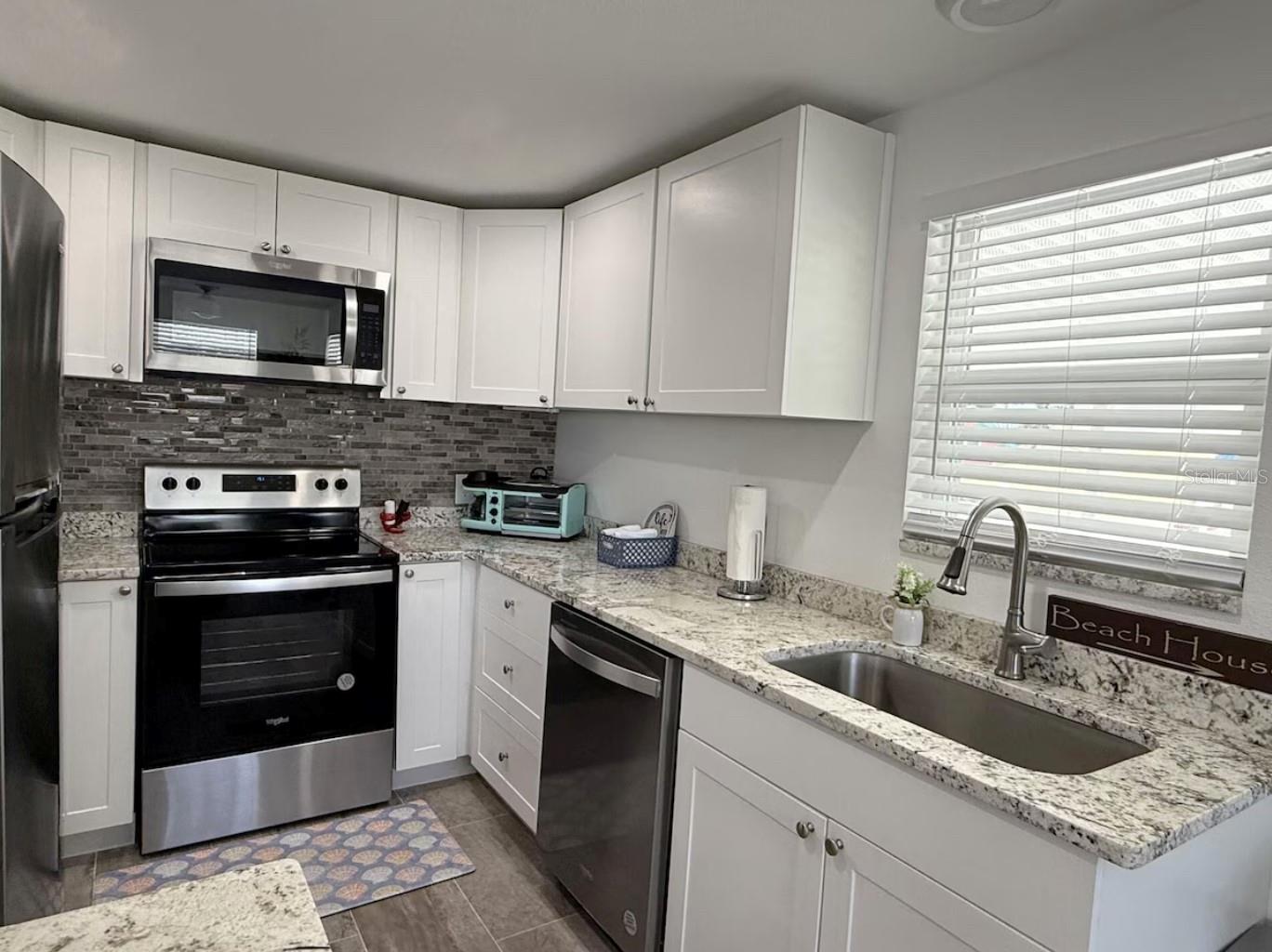 Image 4 of 32 For 3130 Bourbon Street