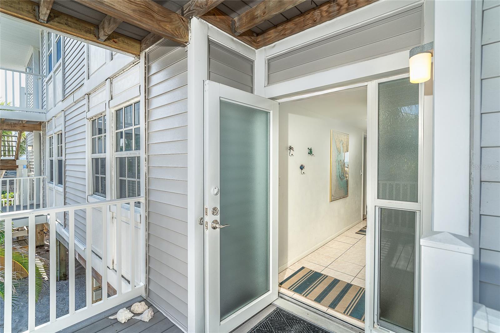 Image 4 of 37 For 7470 Palm Island Drive 2811