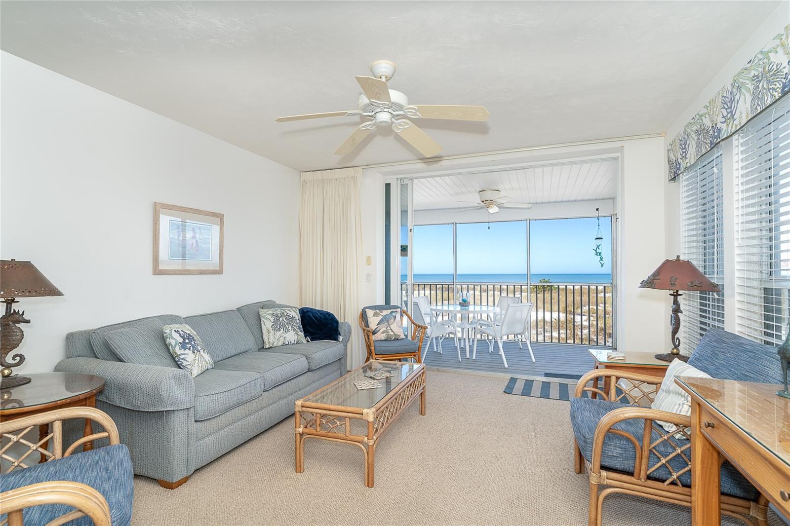 Image 7 of 37 For 7470 Palm Island Drive 2811