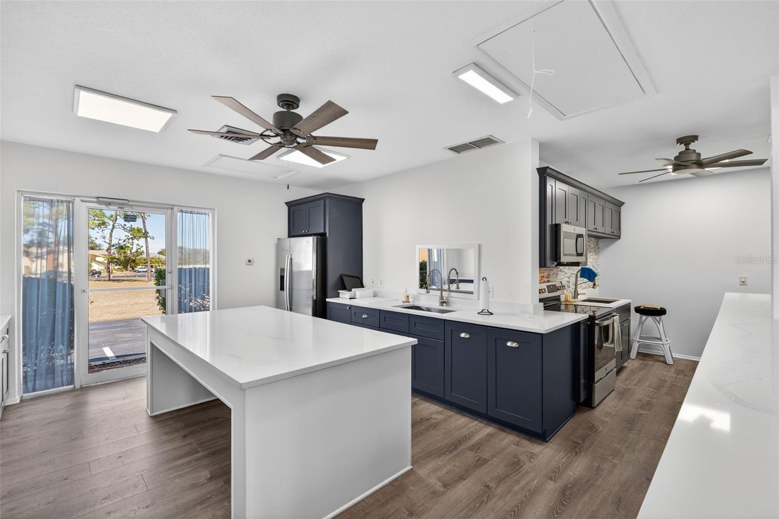 Image 26 of 34 For 6699 San Casa Drive L8