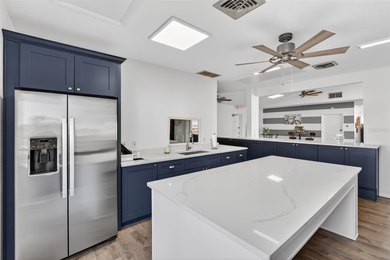 Image 27 of 34 For 6699 San Casa Drive L8