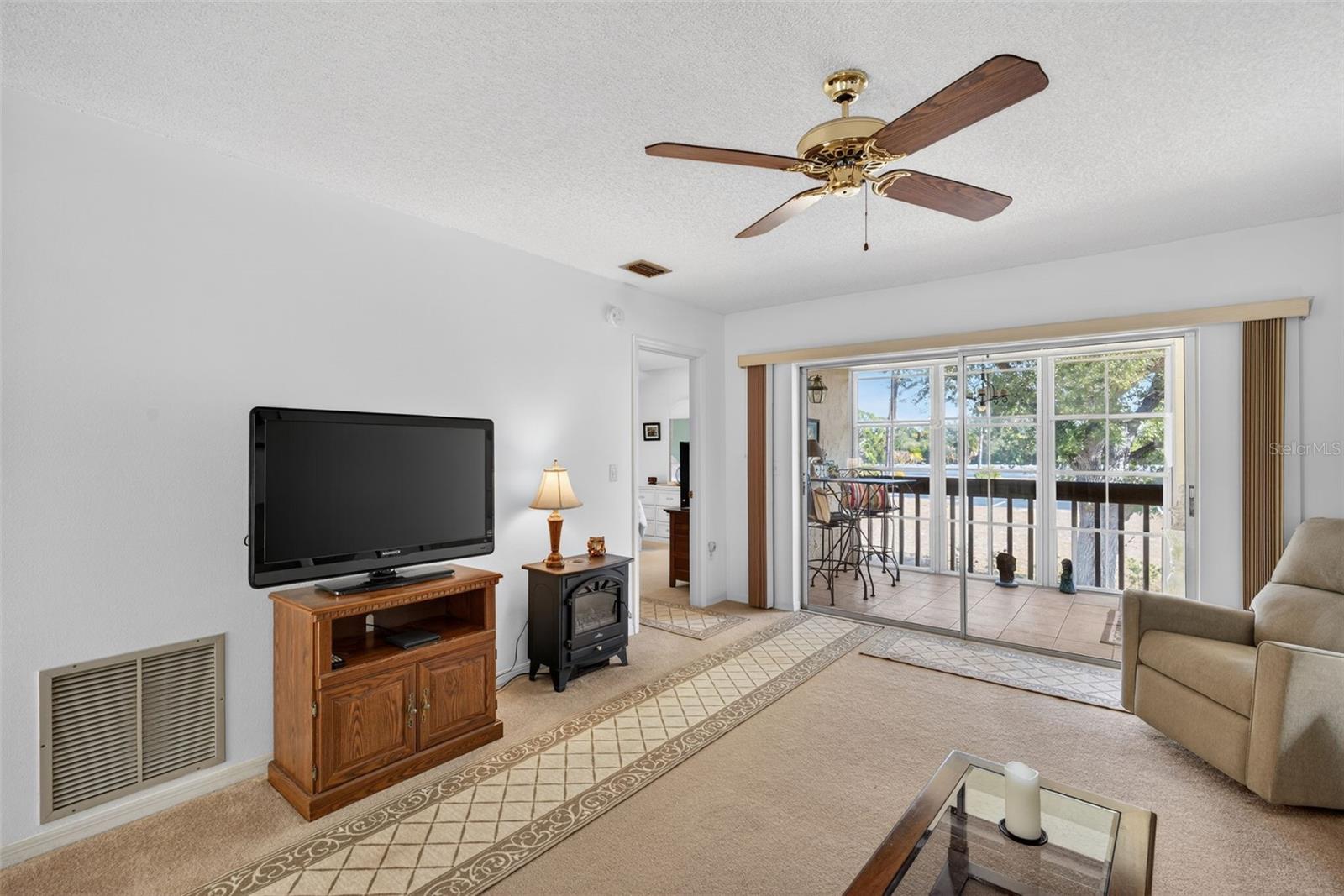 Image 4 of 34 For 6699 San Casa Drive L8