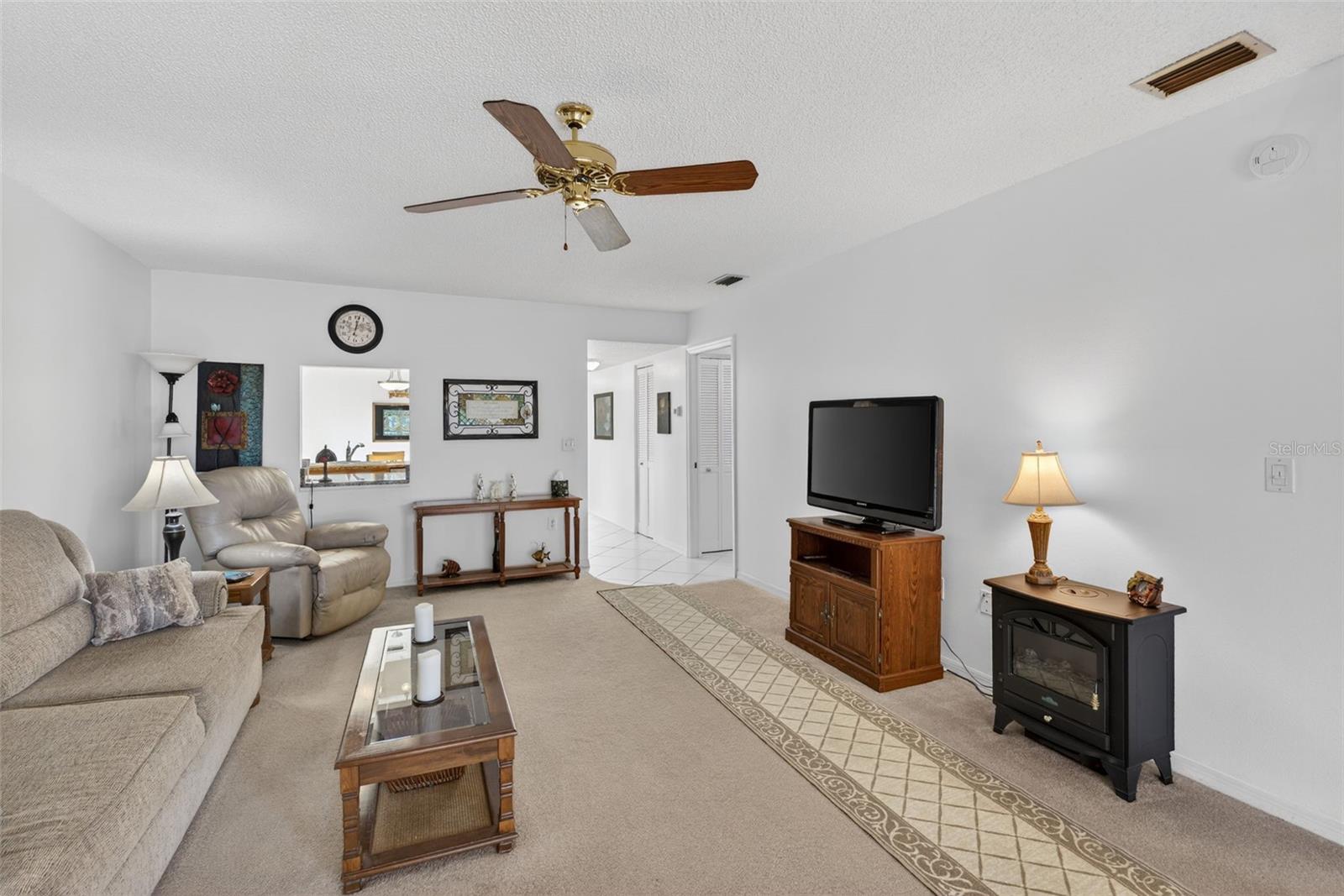 Image 5 of 34 For 6699 San Casa Drive L8