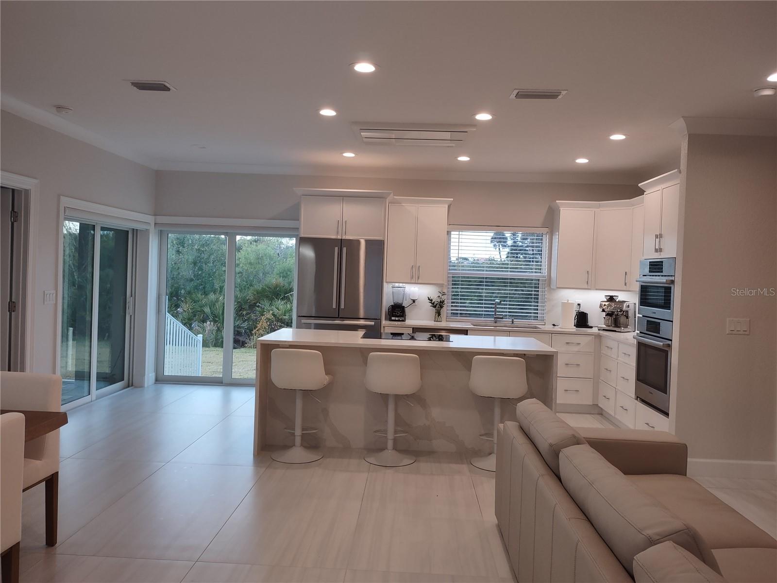 Image 14 of 43 For 1222 Underhill Circle