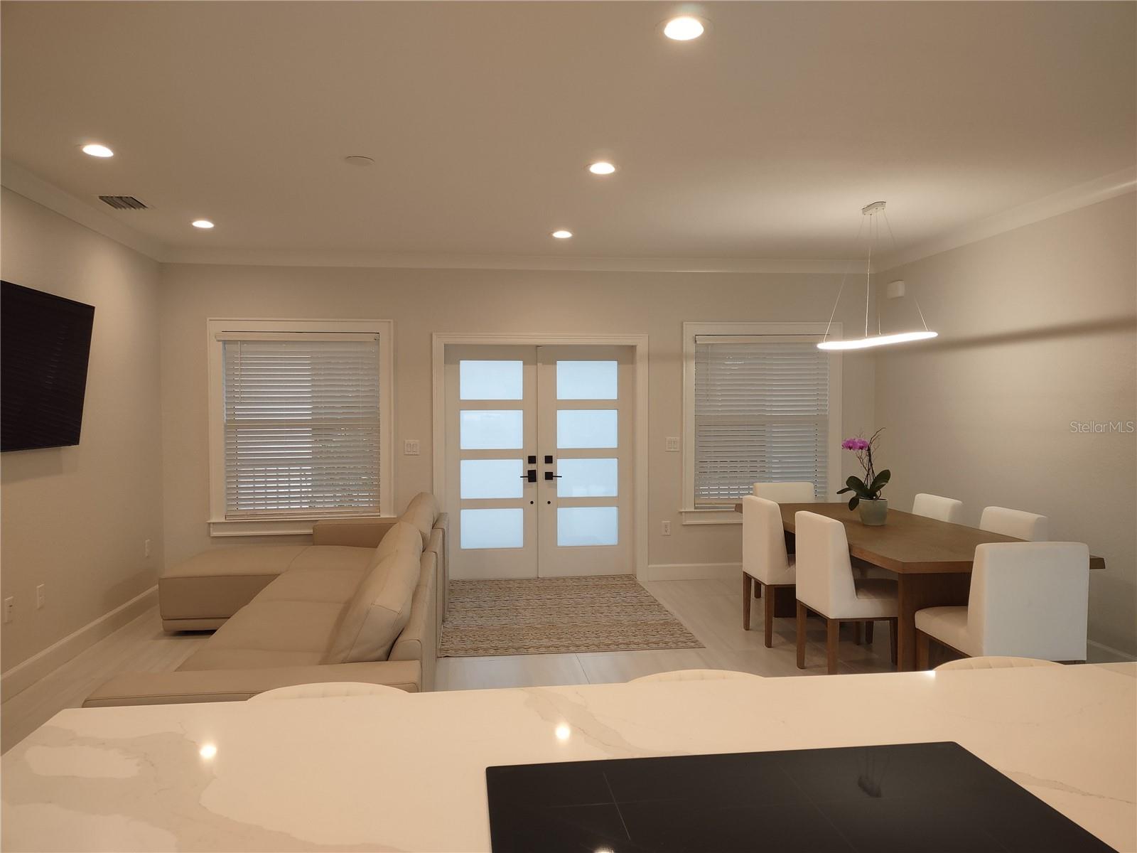 Image 18 of 43 For 1222 Underhill Circle