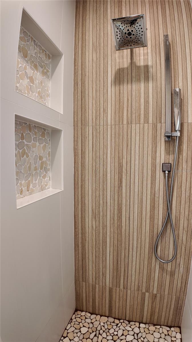 Image 29 of 43 For 1222 Underhill Circle