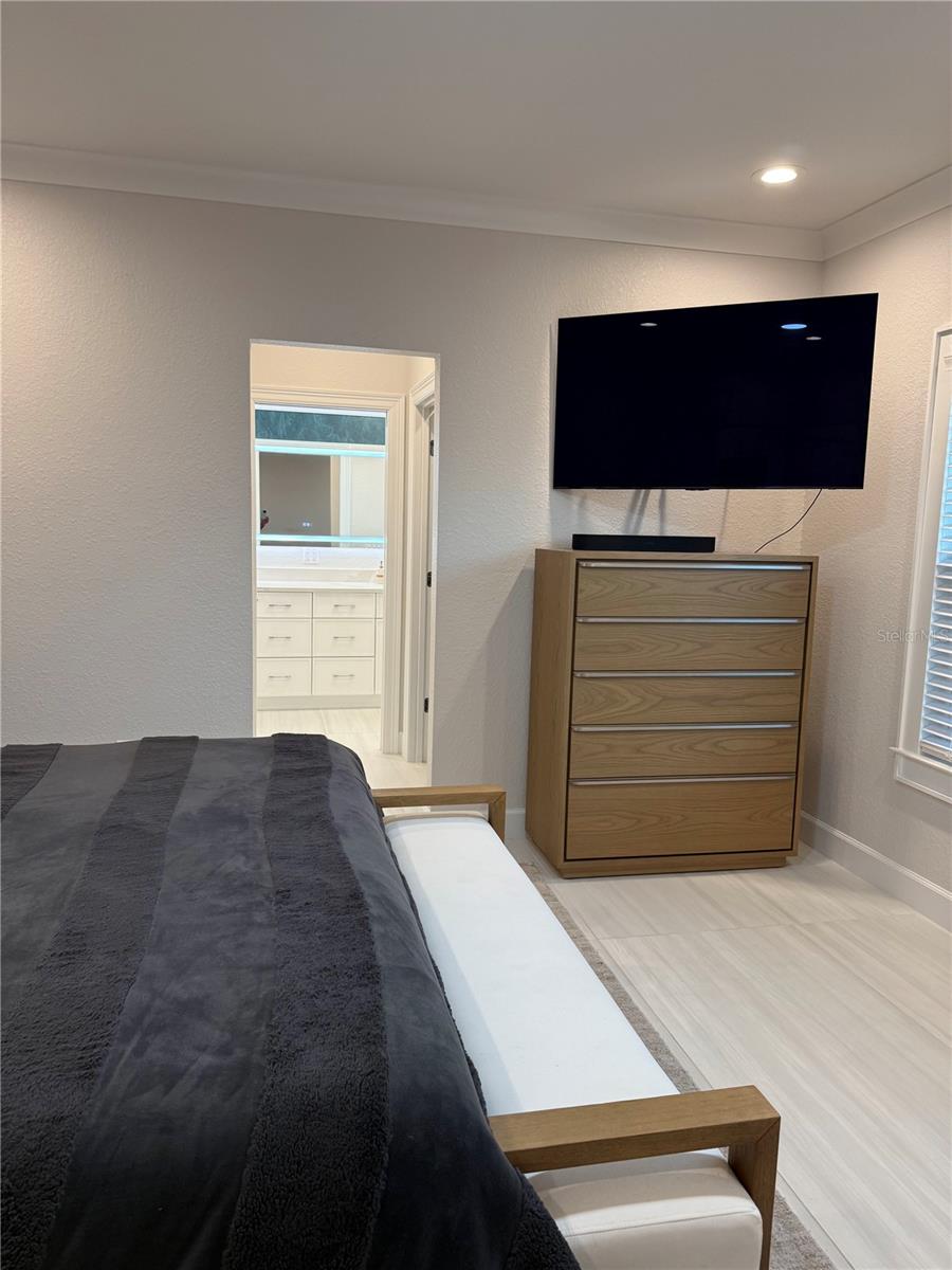 Image 33 of 43 For 1222 Underhill Circle