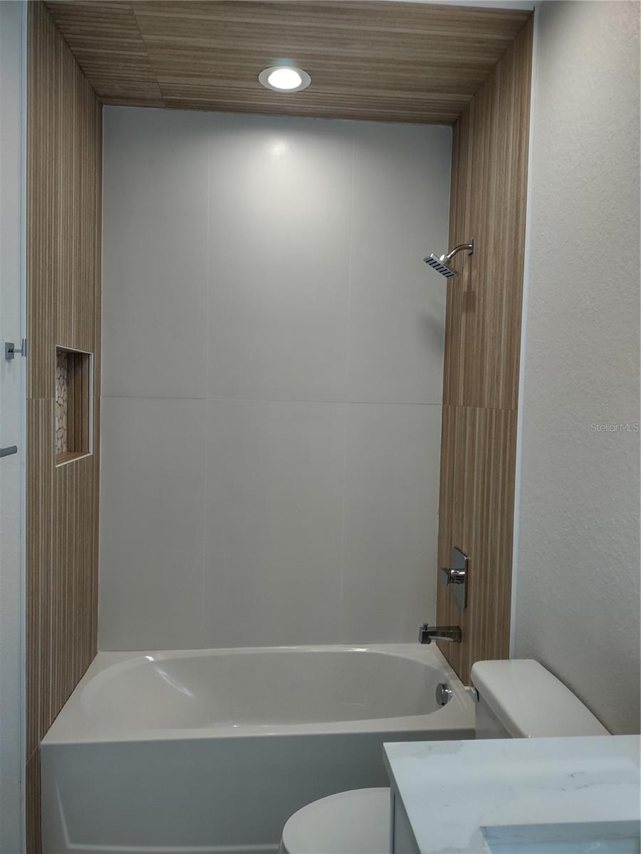 Image 37 of 43 For 1222 Underhill Circle