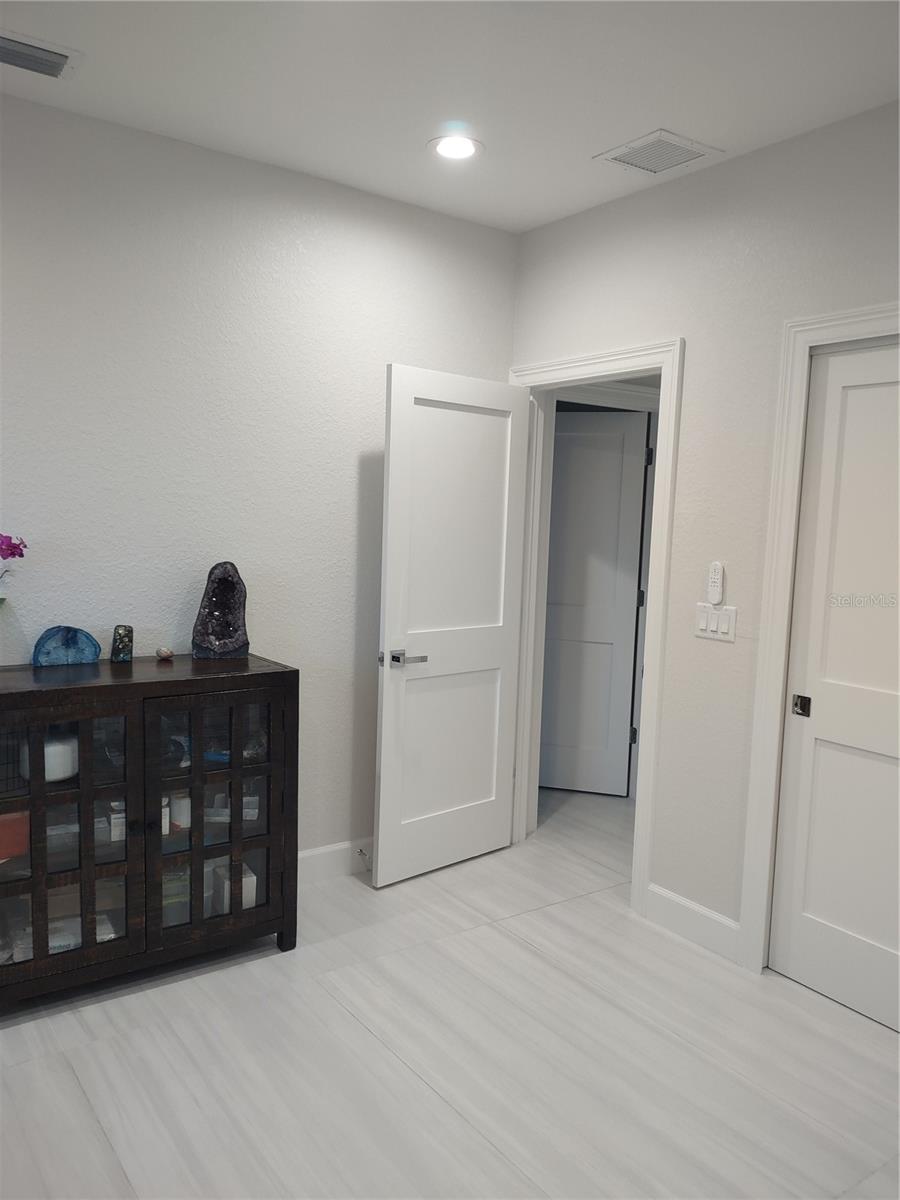 Image 41 of 43 For 1222 Underhill Circle