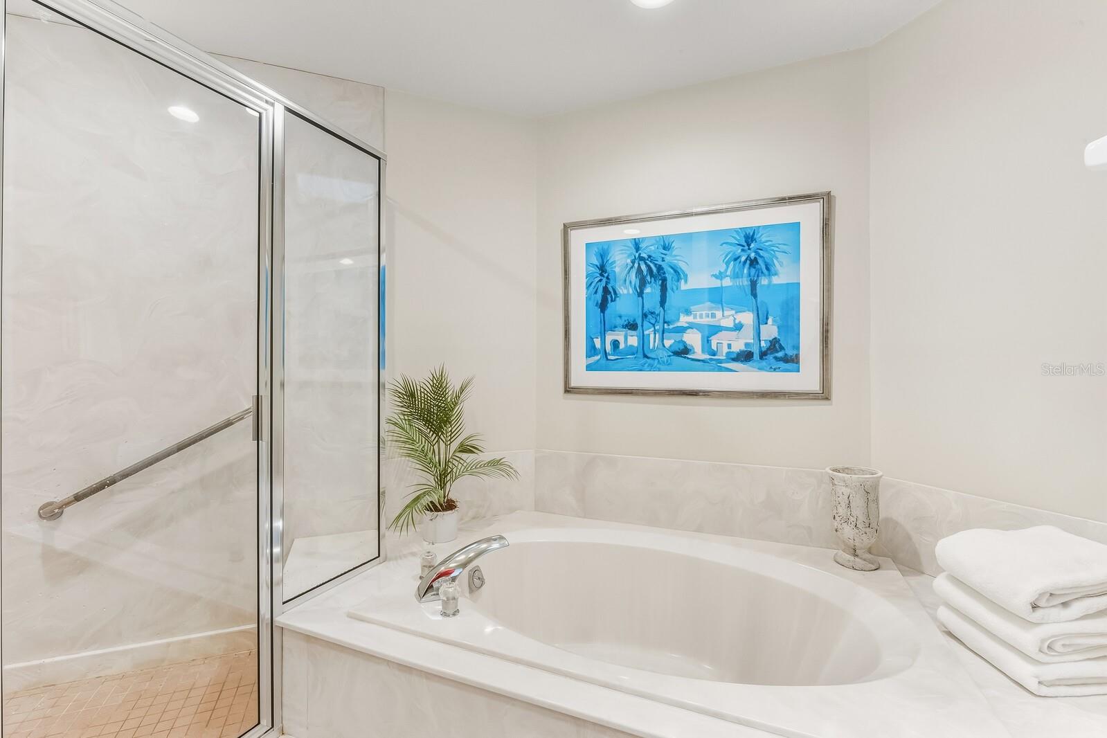 Image 19 of 39 For 809 Harbor Drive