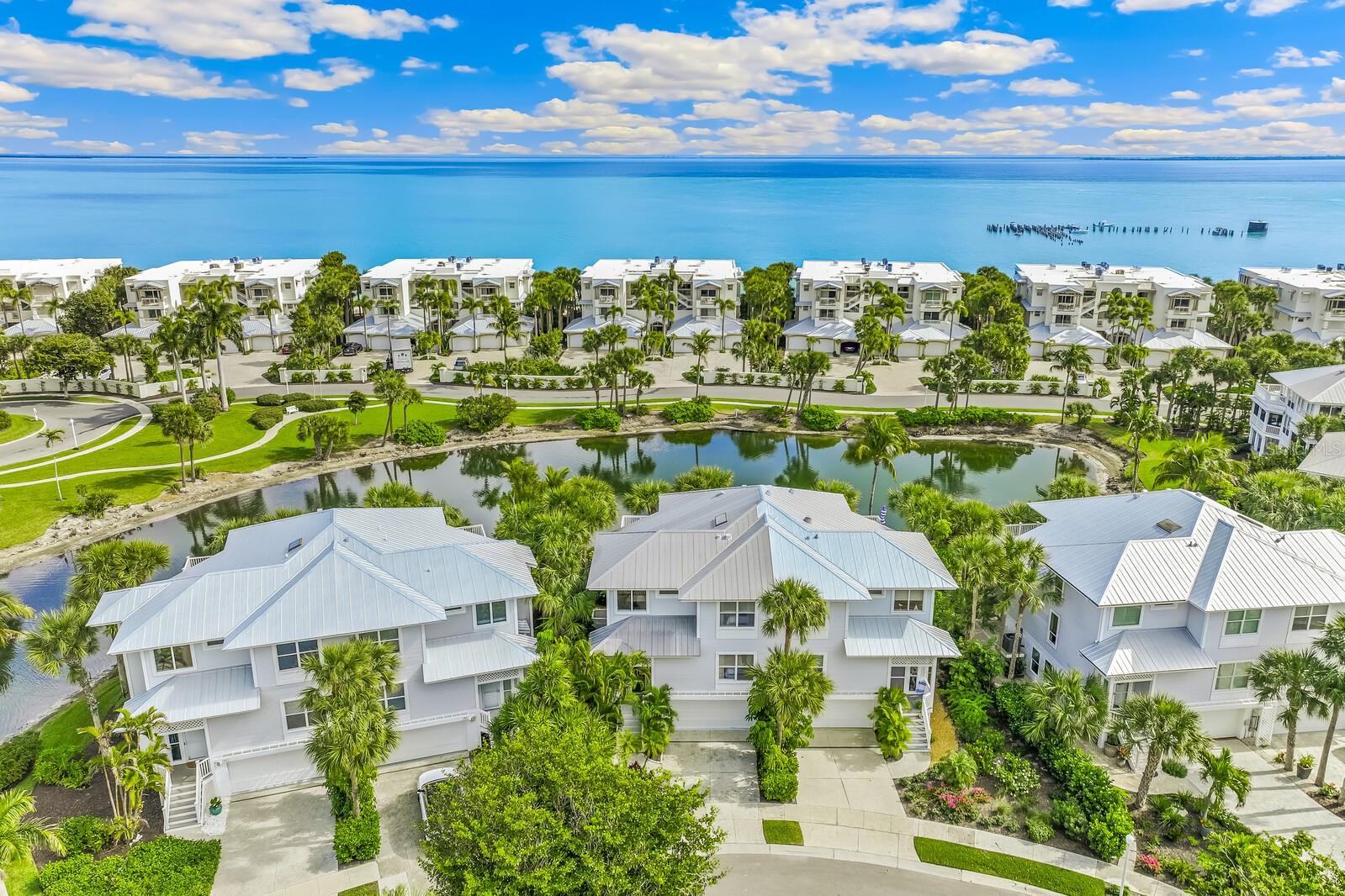 Image 21 of 39 For 809 Harbor Drive