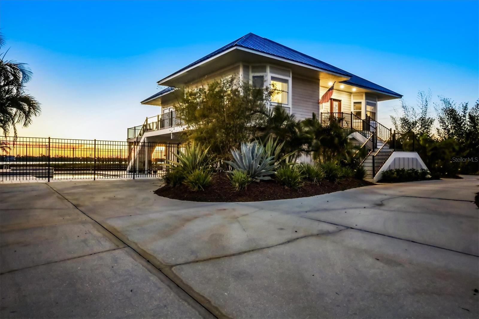 Image 92 of 97 For 9941 Eagle Preserve Drive