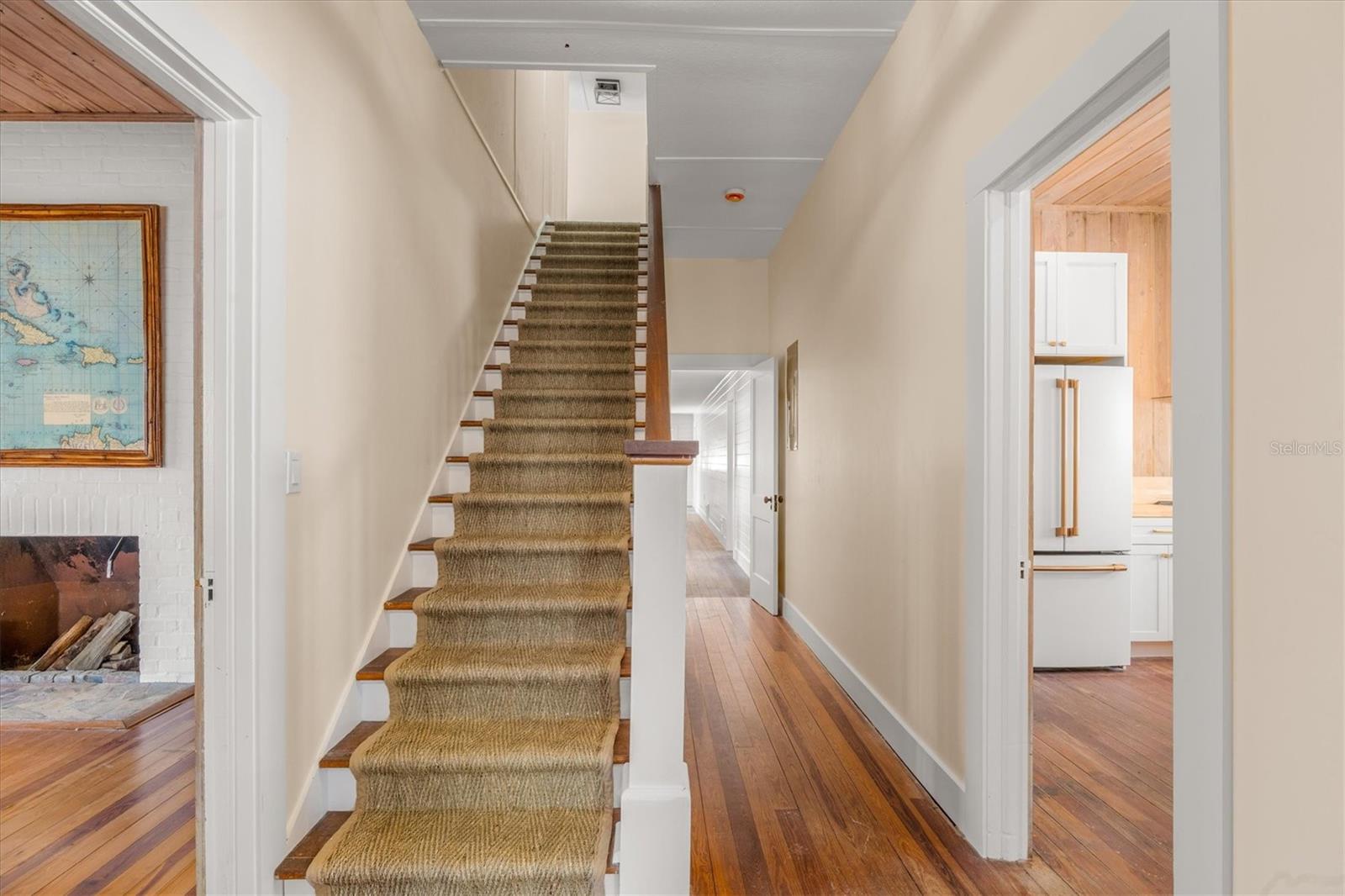 Image 28 of 39 For 260 Gilchrist Avenue